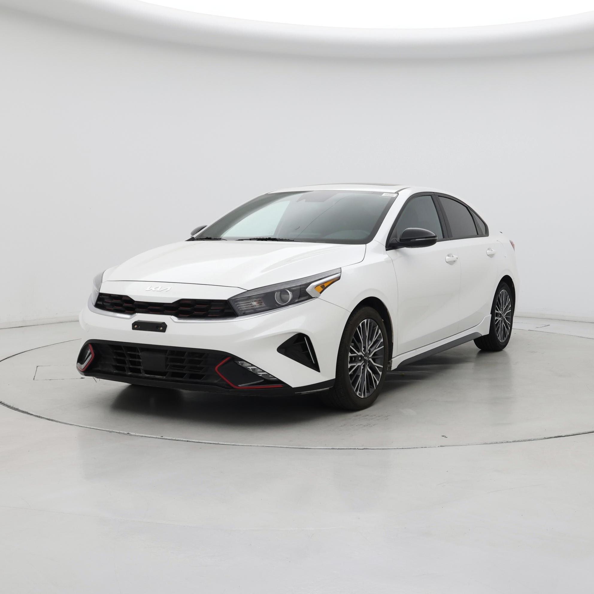 Thumbnail: 2023 Kia Forte - 4