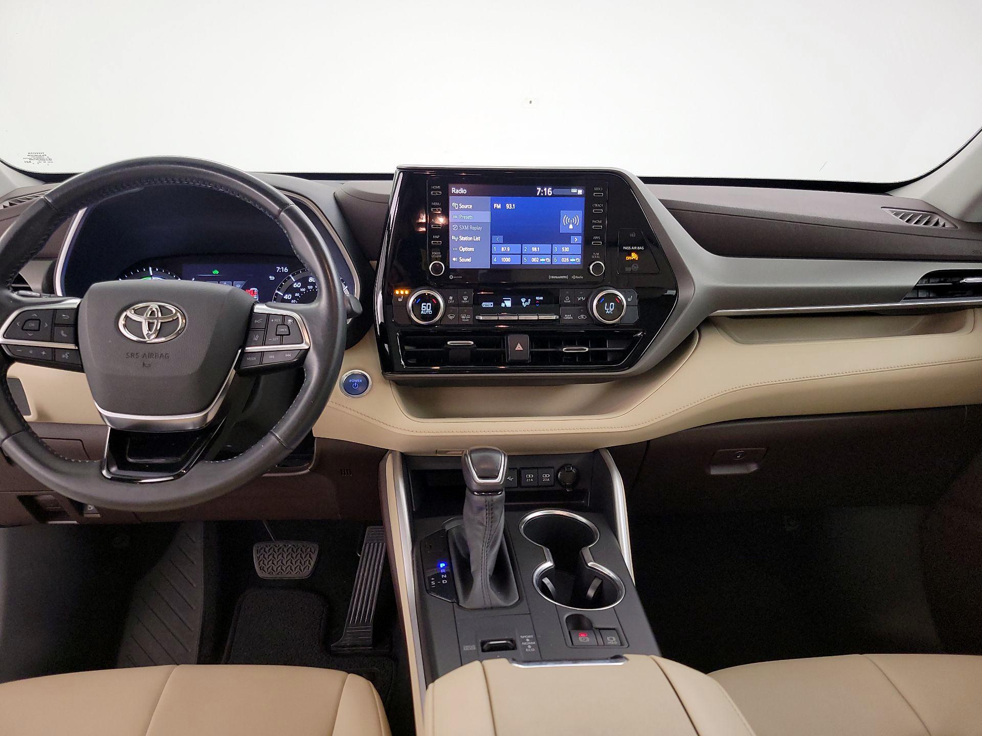 Thumbnail: 2021 Toyota Highlander - 9
