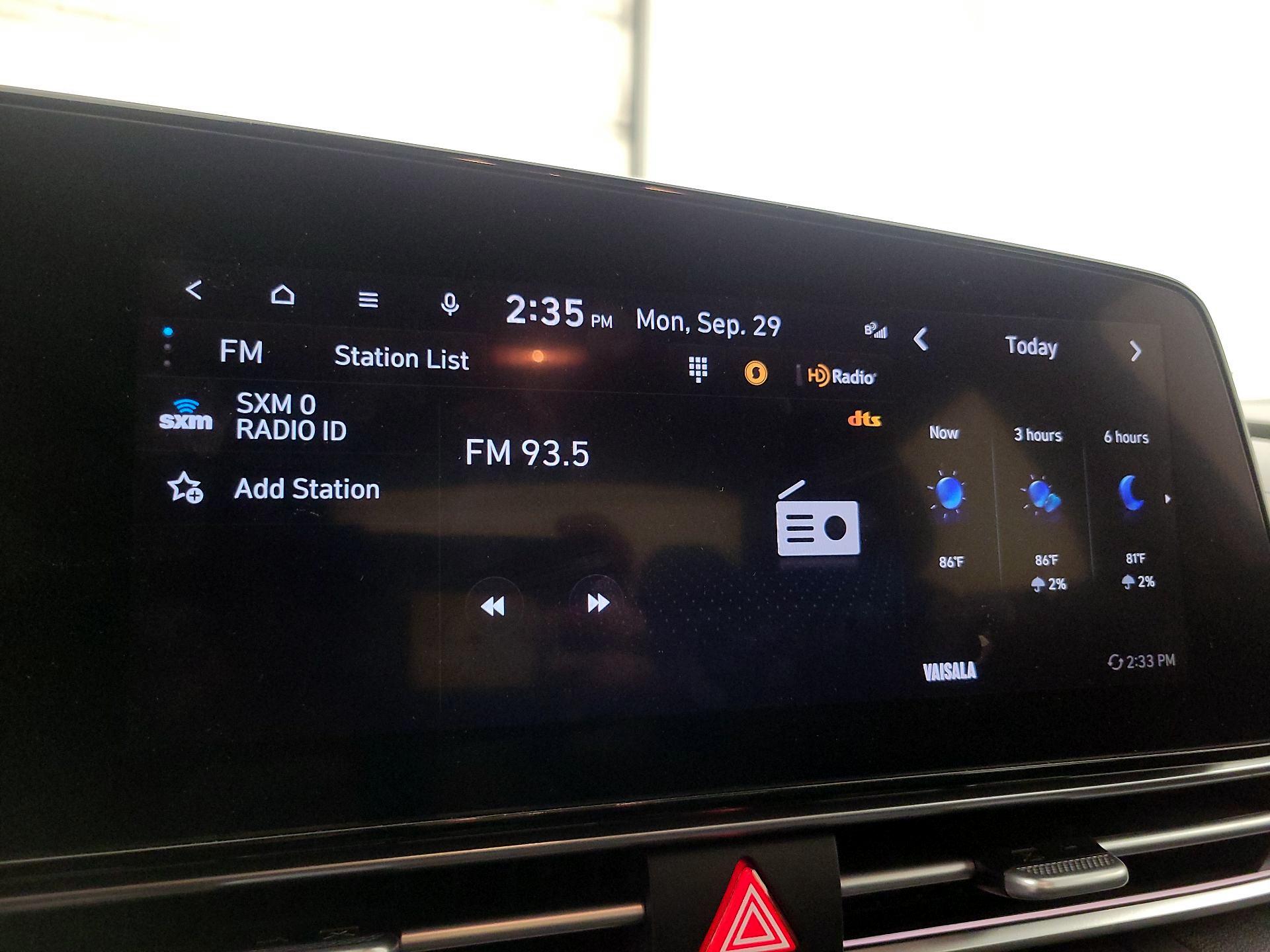 Thumbnail: 2023 Hyundai Elantra - 16