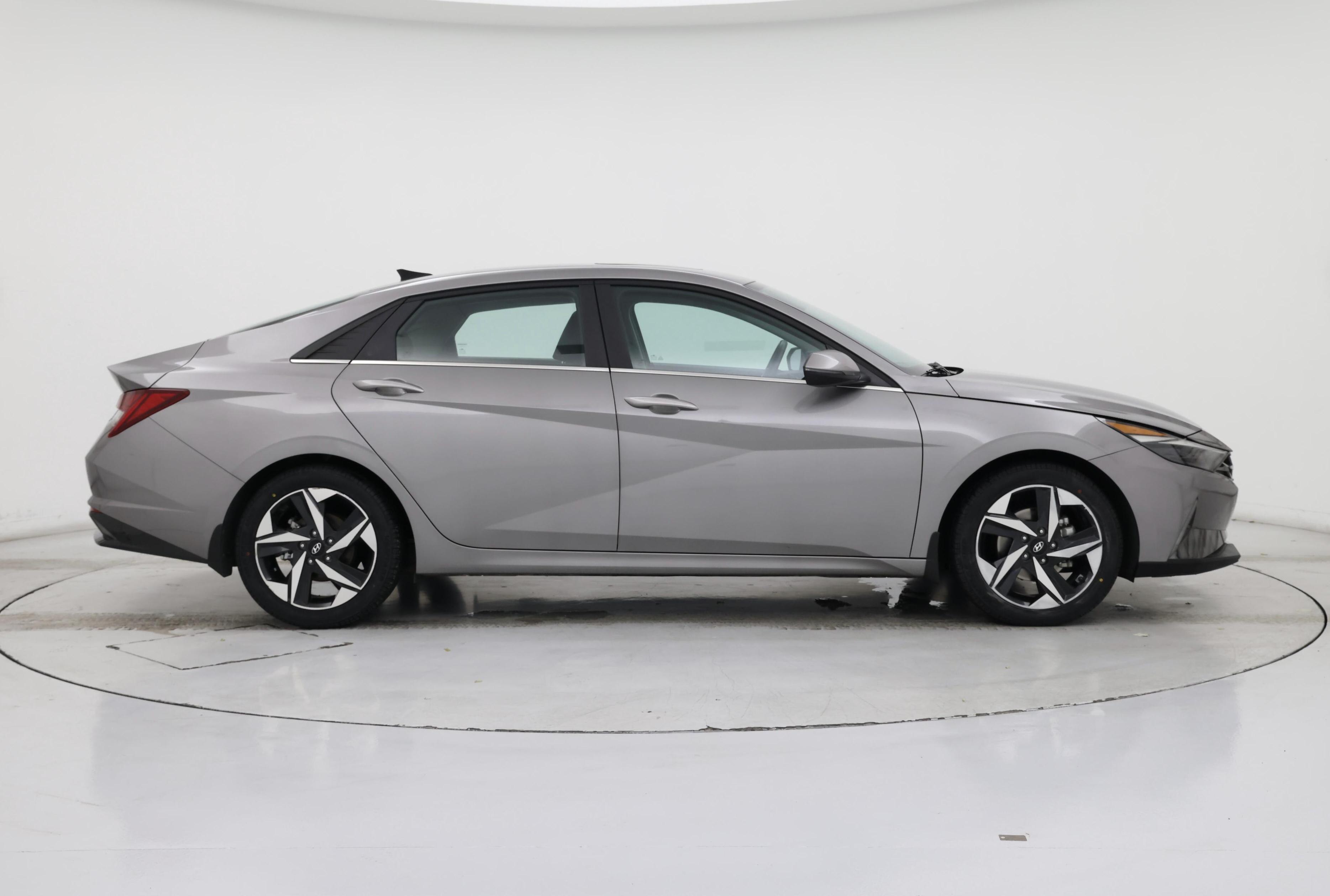Thumbnail: 2023 Hyundai Elantra - 7