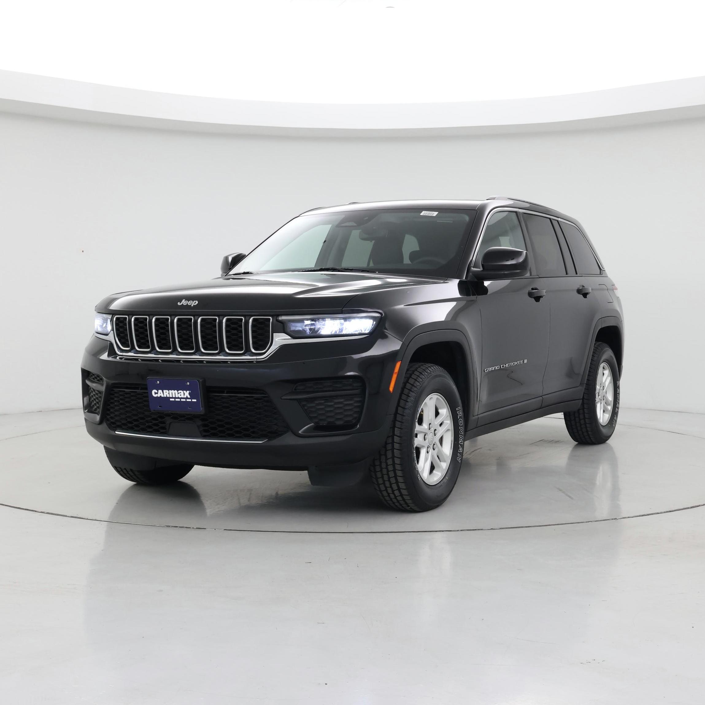 Thumbnail: 2023 Jeep Grand Cherokee - 4