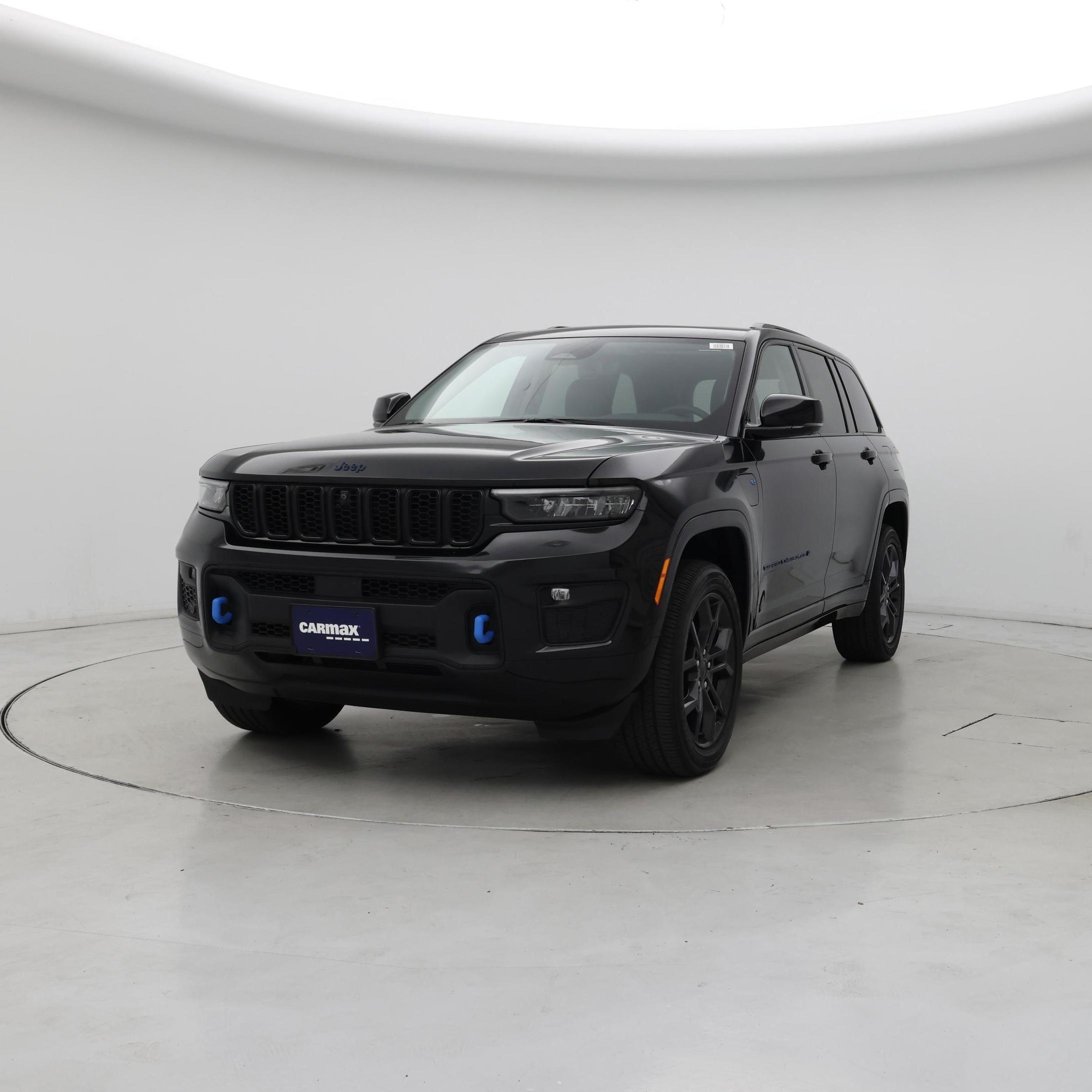 Thumbnail: 2023 Jeep Grand Cherokee - 4