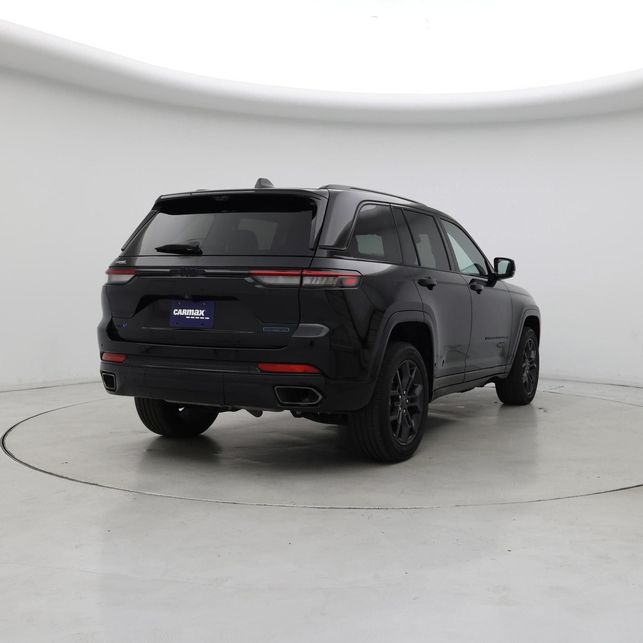 Thumbnail: 2023 Jeep Grand Cherokee - 8