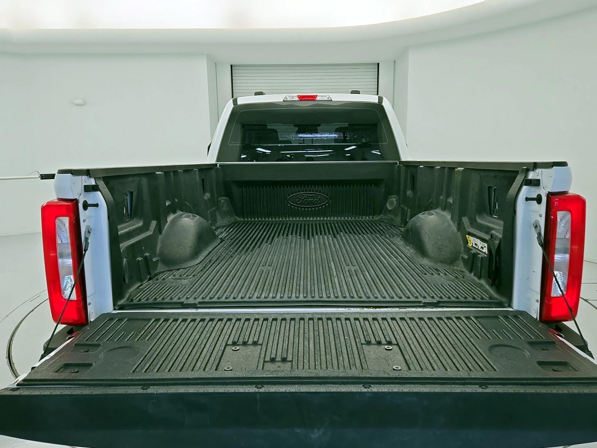 Thumbnail: 2023 Ford F-350 - 20
