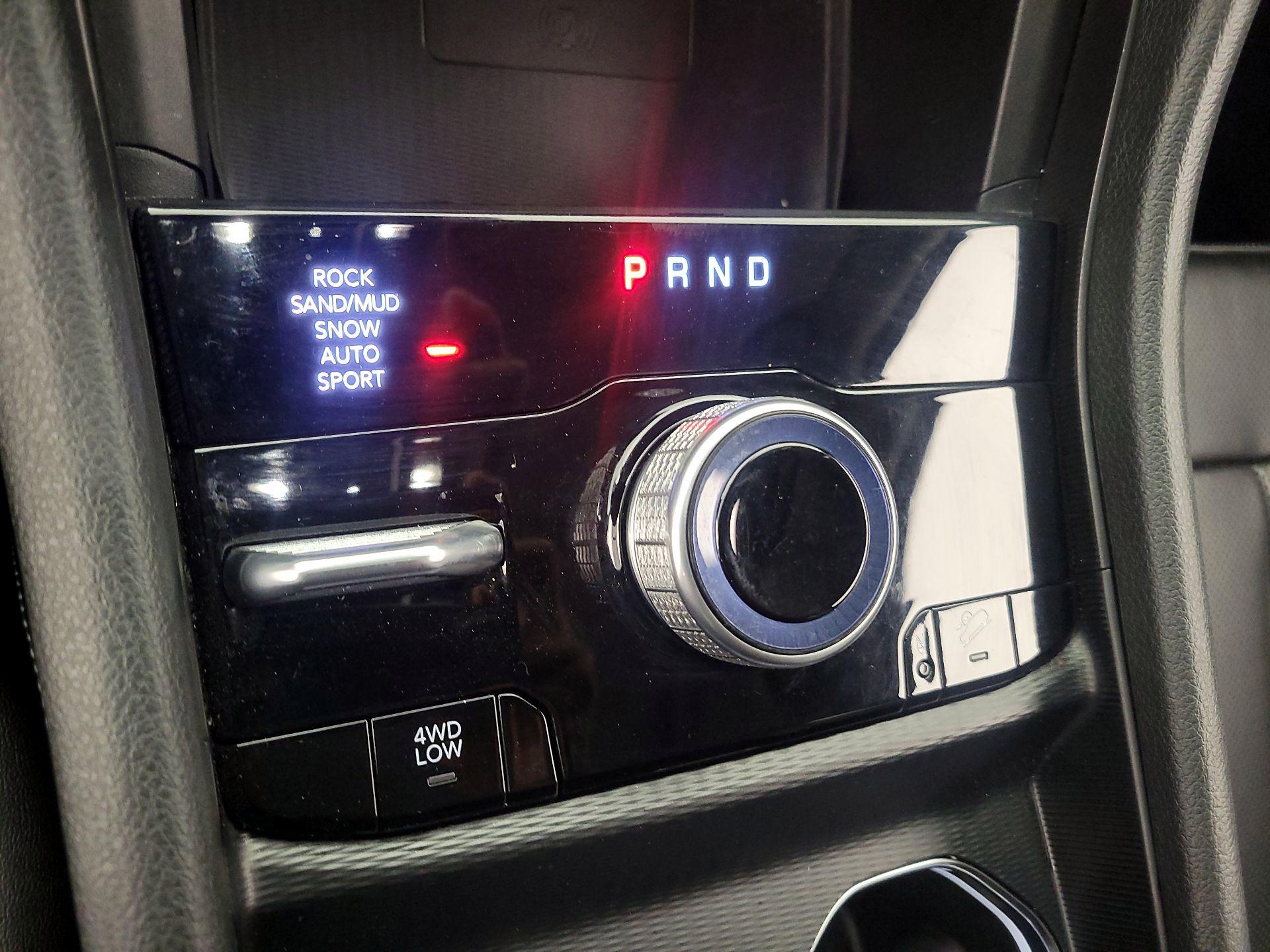 Thumbnail: 2023 Jeep Grand Cherokee - 17