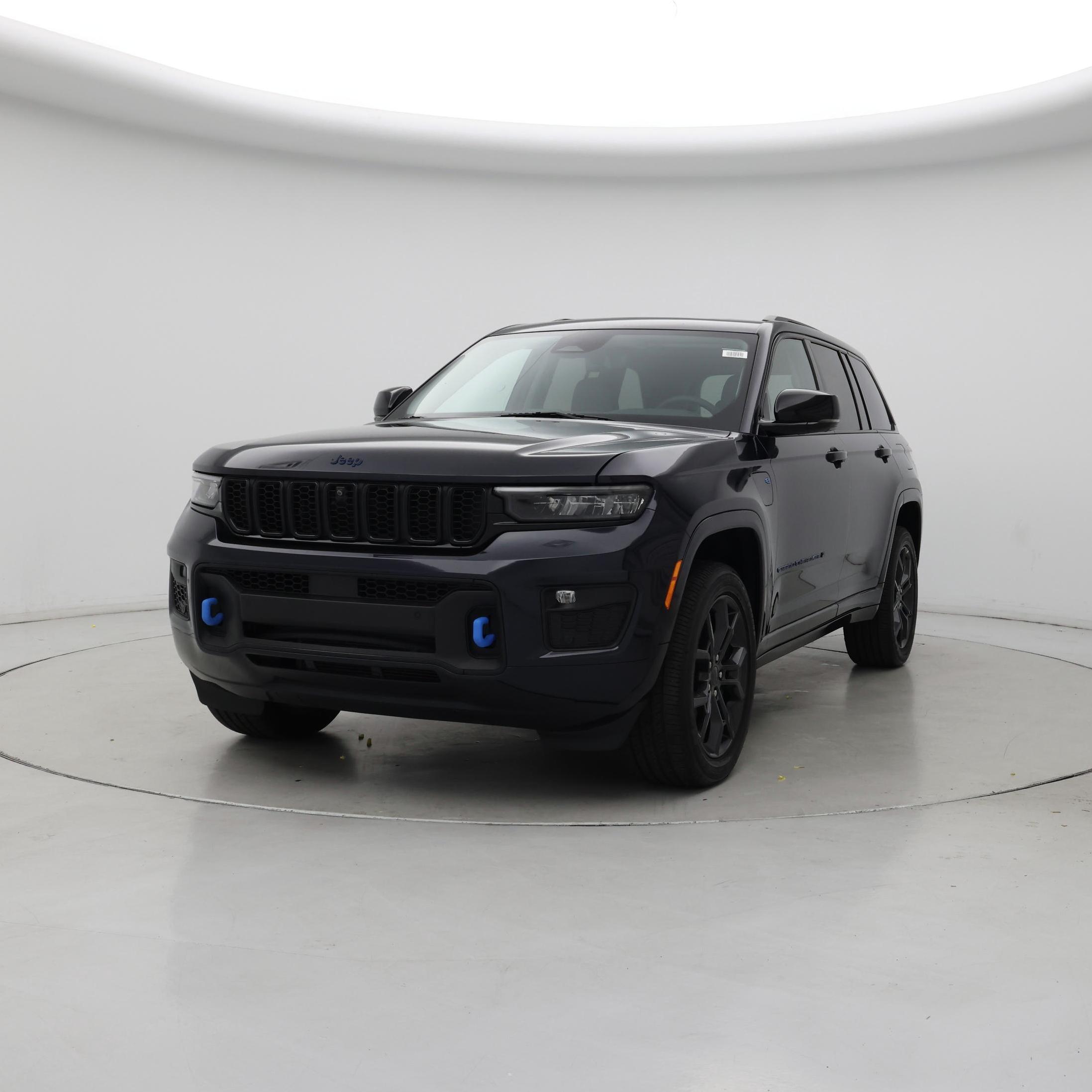 Thumbnail: 2023 Jeep Grand Cherokee - 4