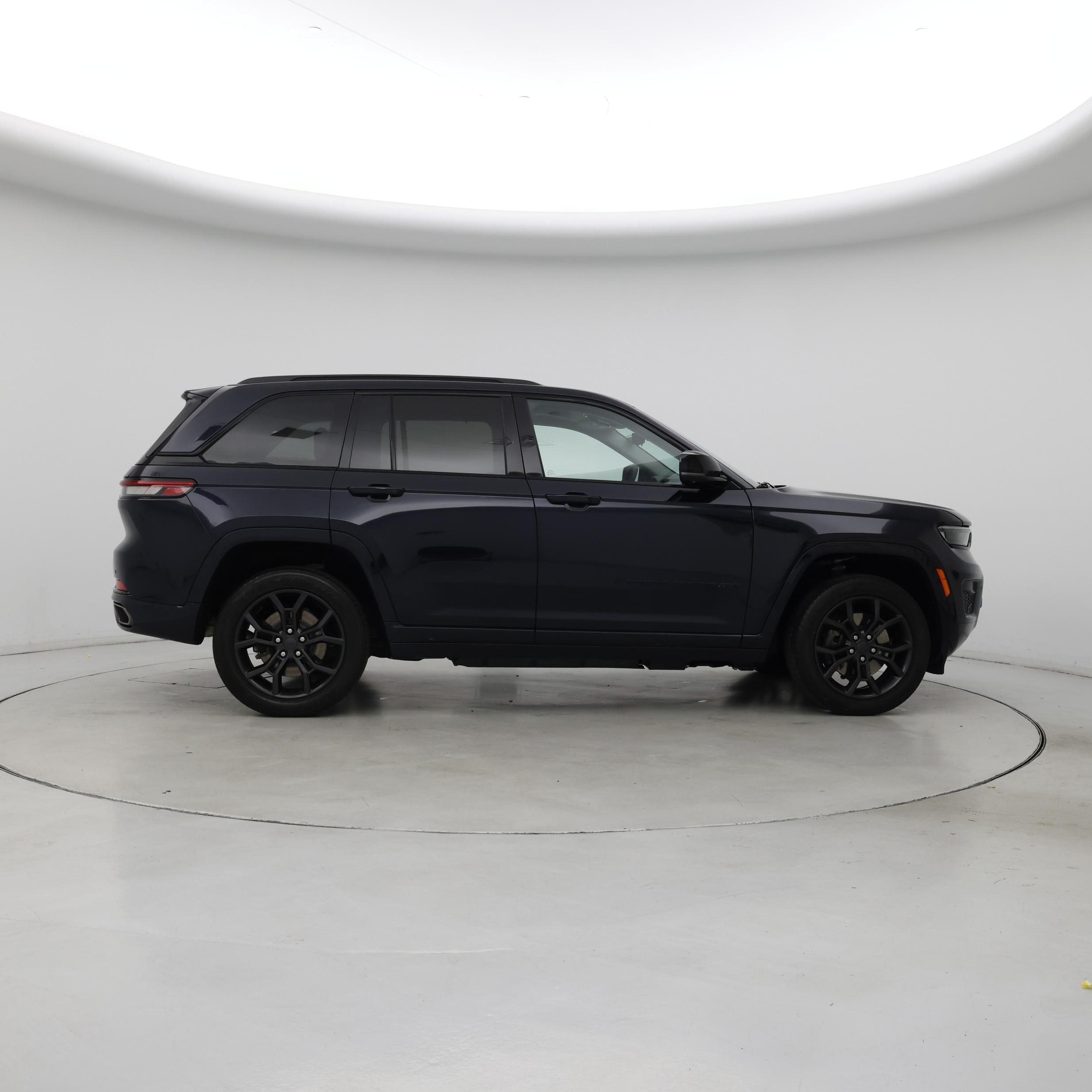 Thumbnail: 2023 Jeep Grand Cherokee - 7
