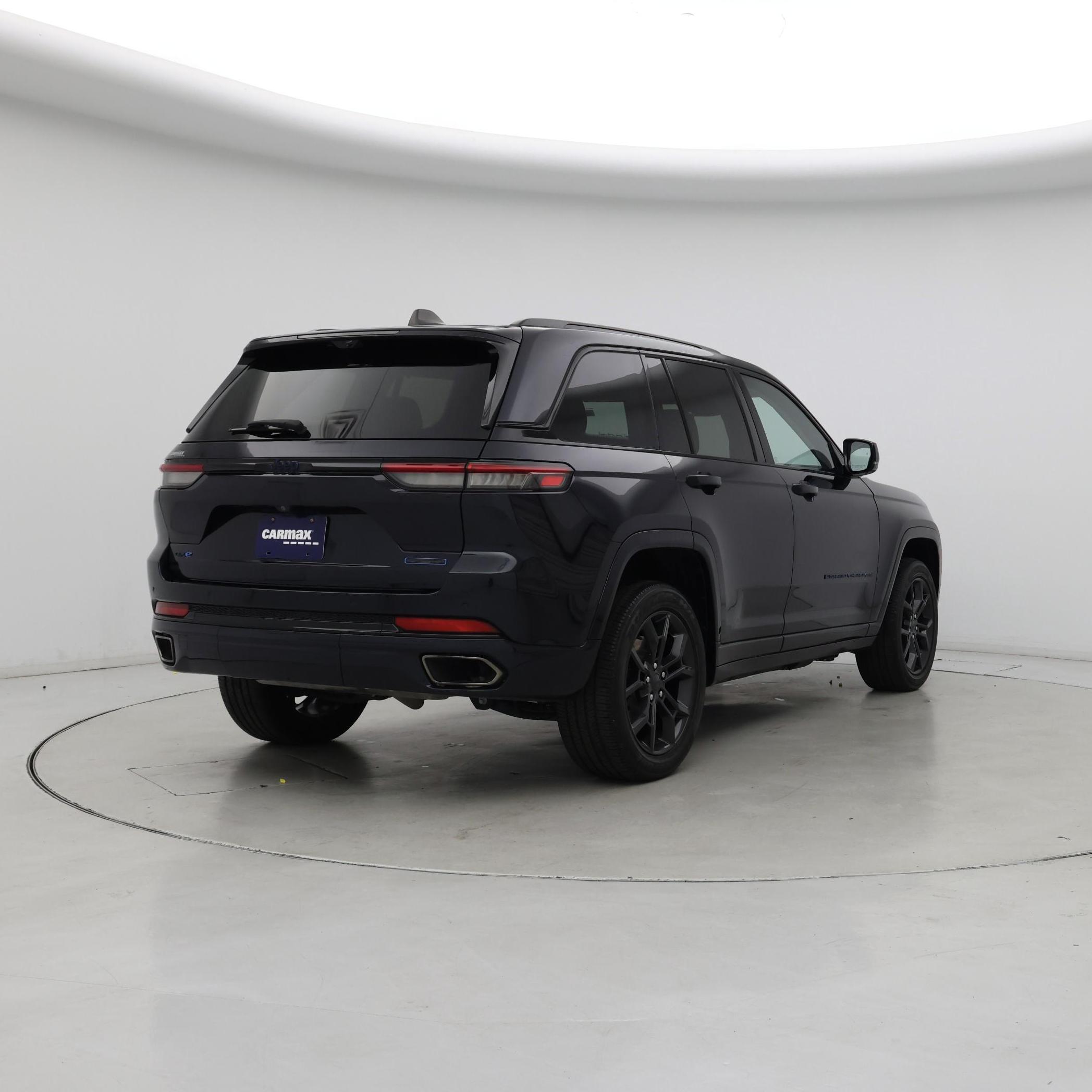 Thumbnail: 2023 Jeep Grand Cherokee - 8