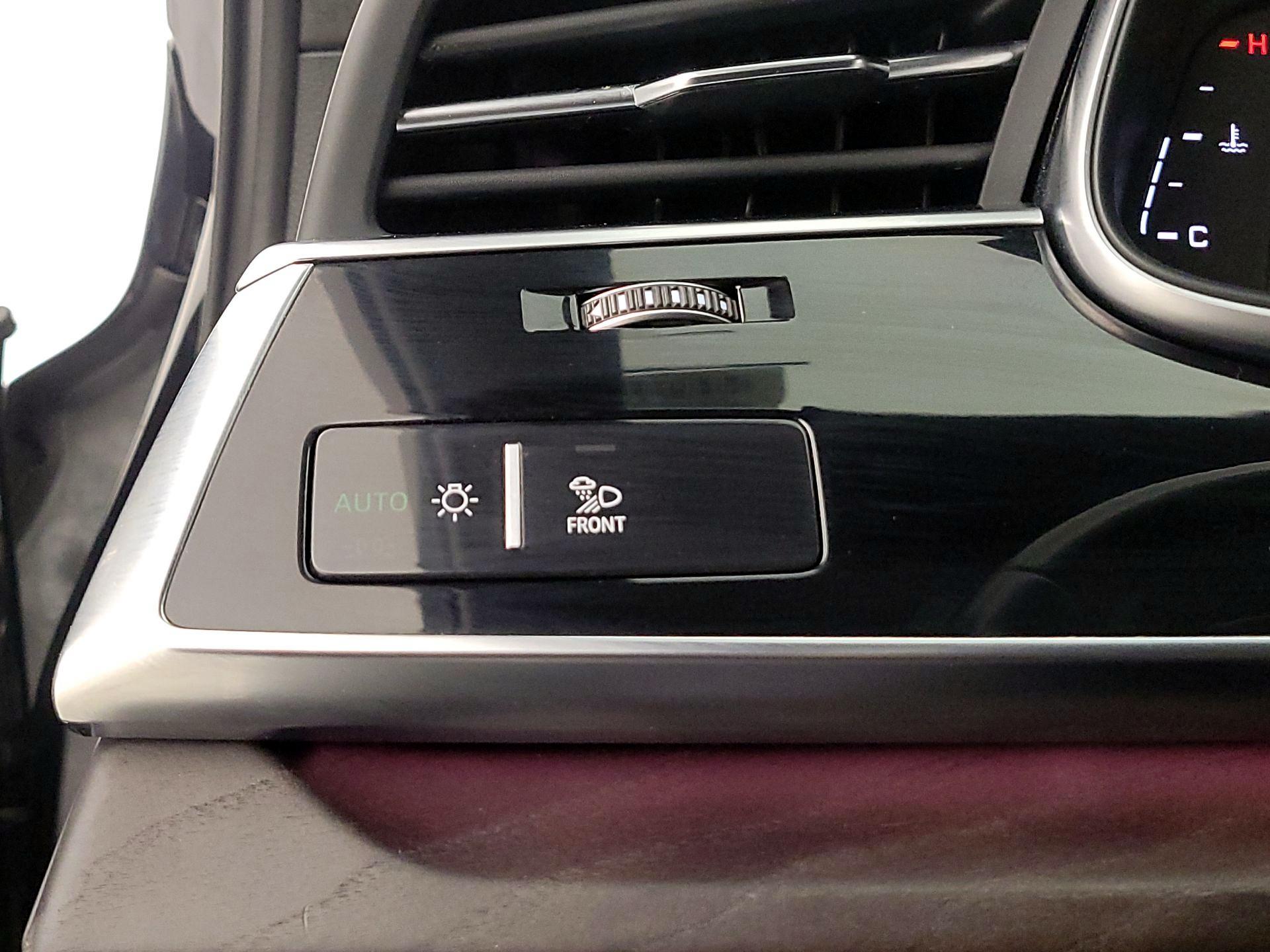 Thumbnail: 2022 Audi Q7 - 13