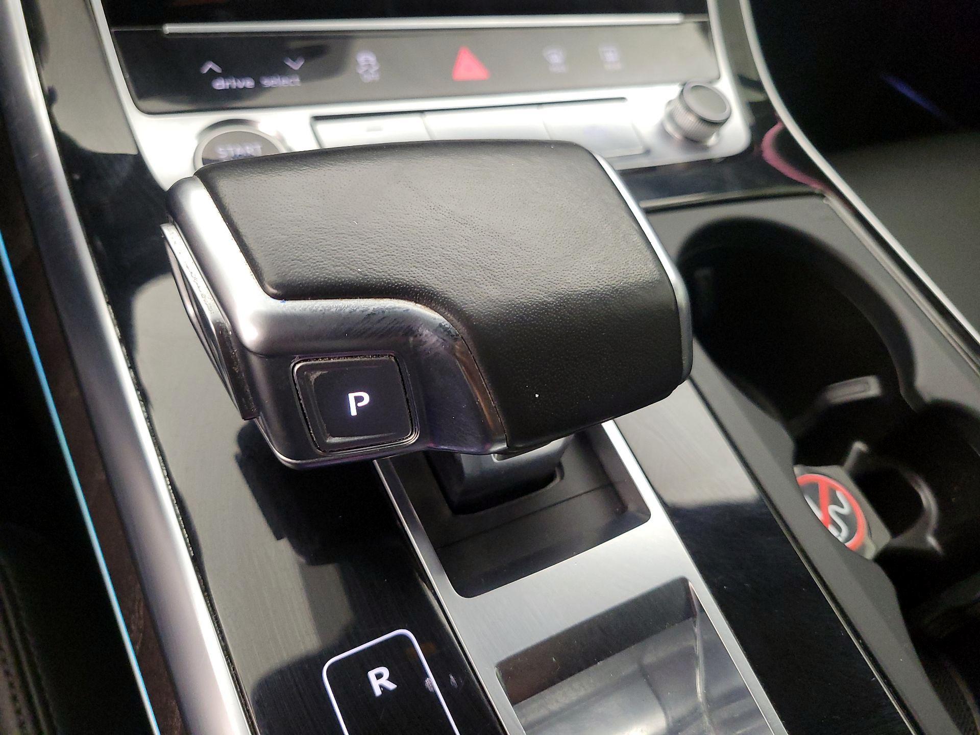Thumbnail: 2022 Audi Q7 - 18