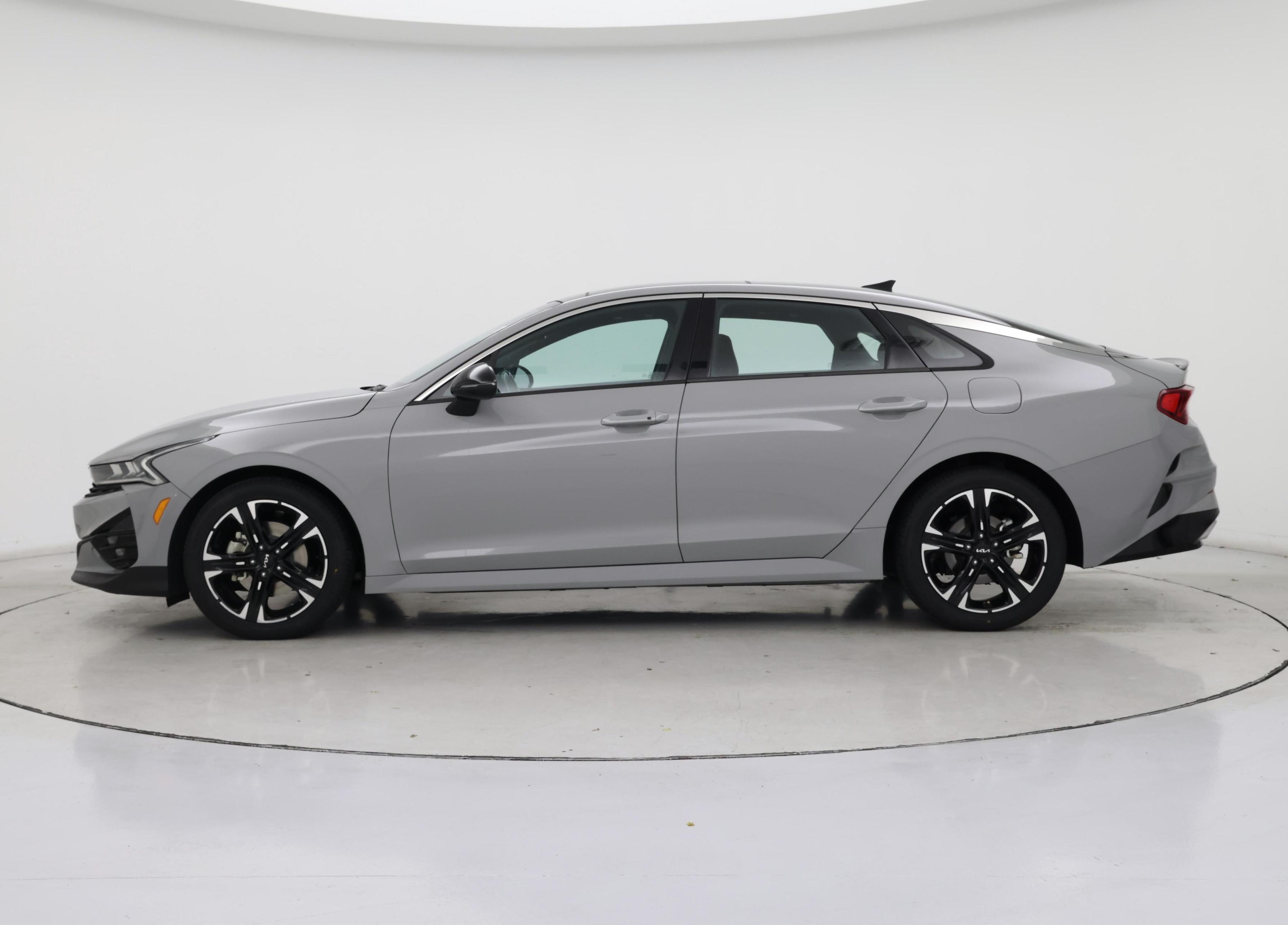 Thumbnail: 2022 Kia K5 - 3