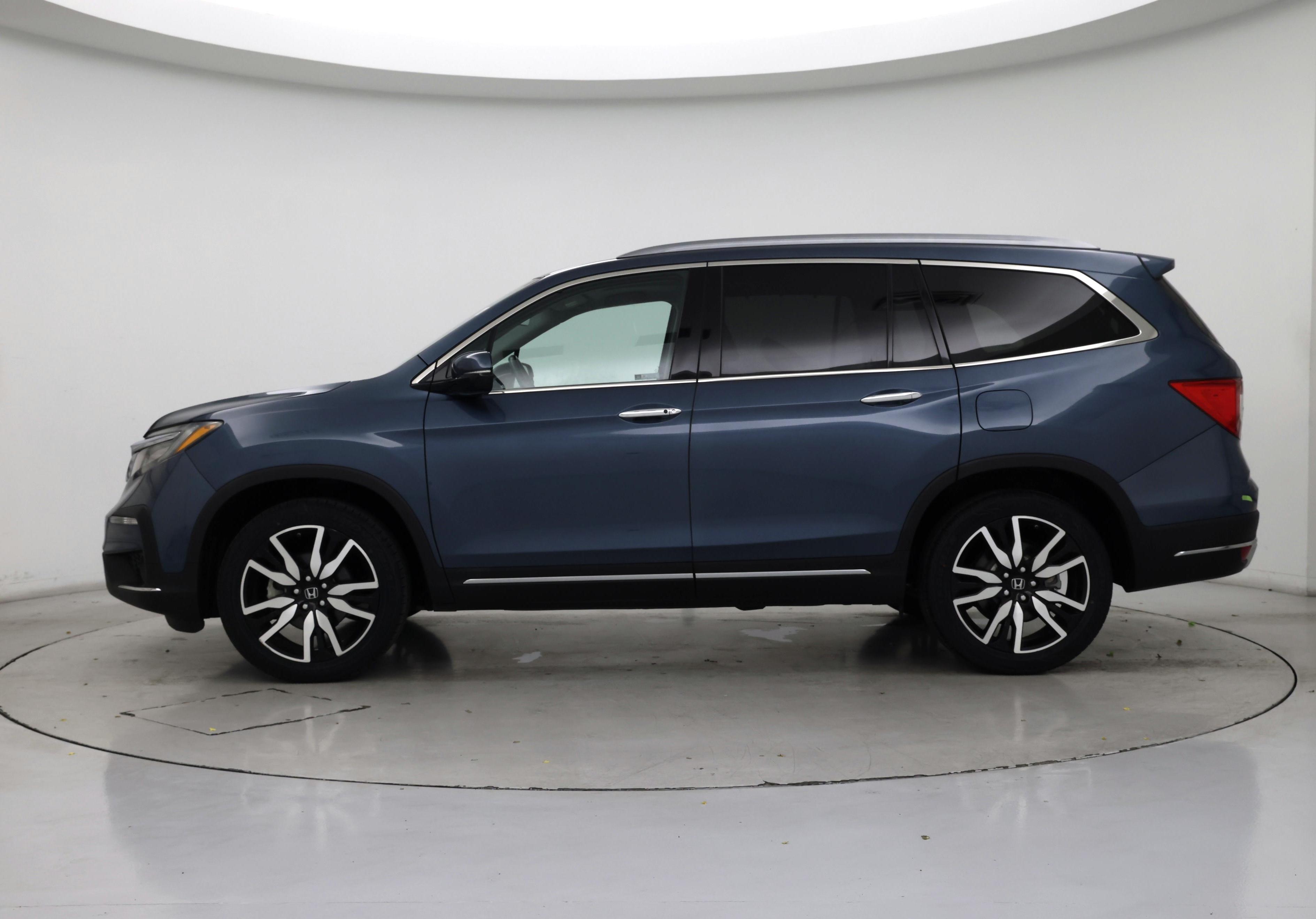 Thumbnail: 2021 Honda Pilot - 3
