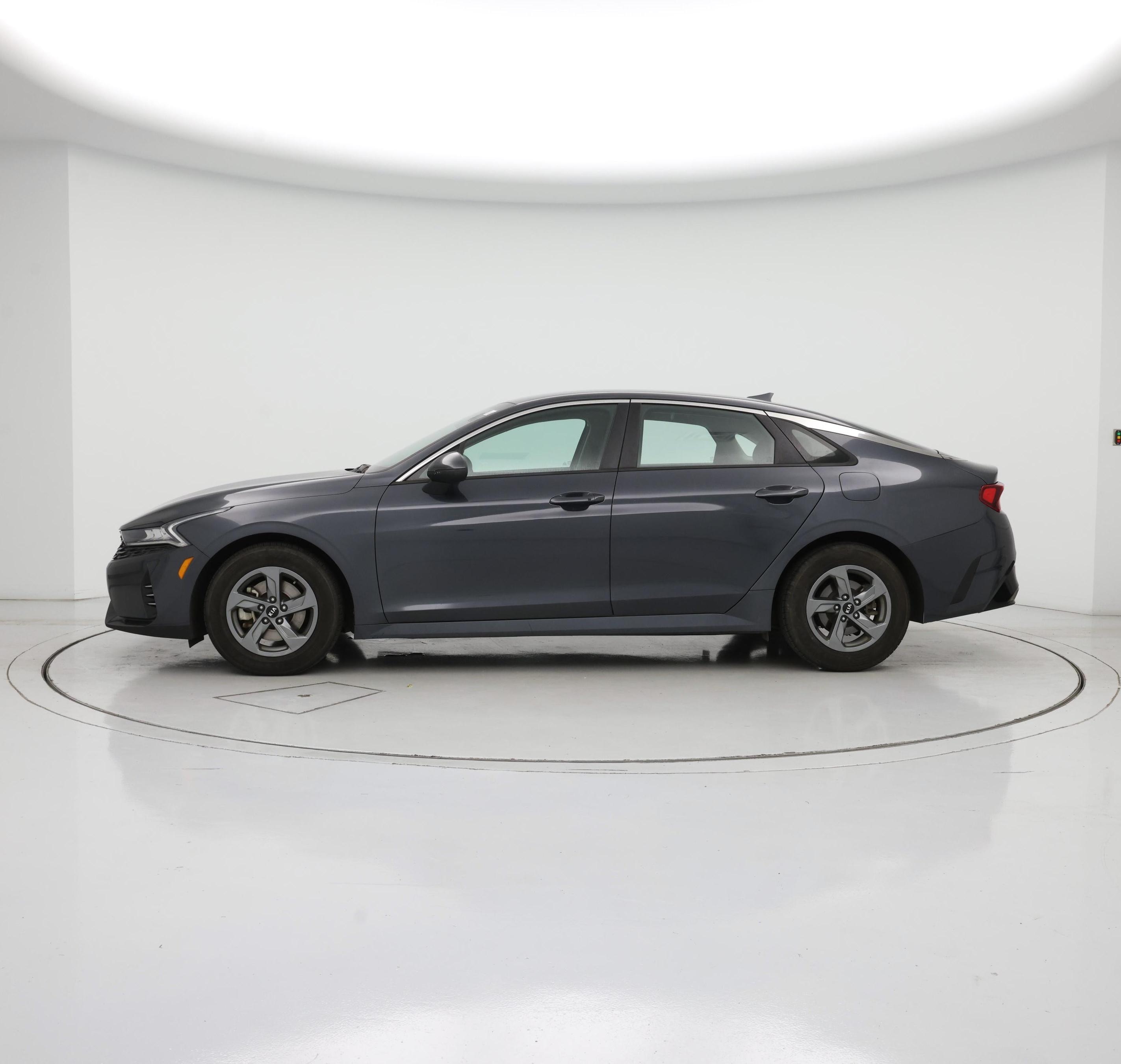 Thumbnail: 2021 Kia K5 - 3