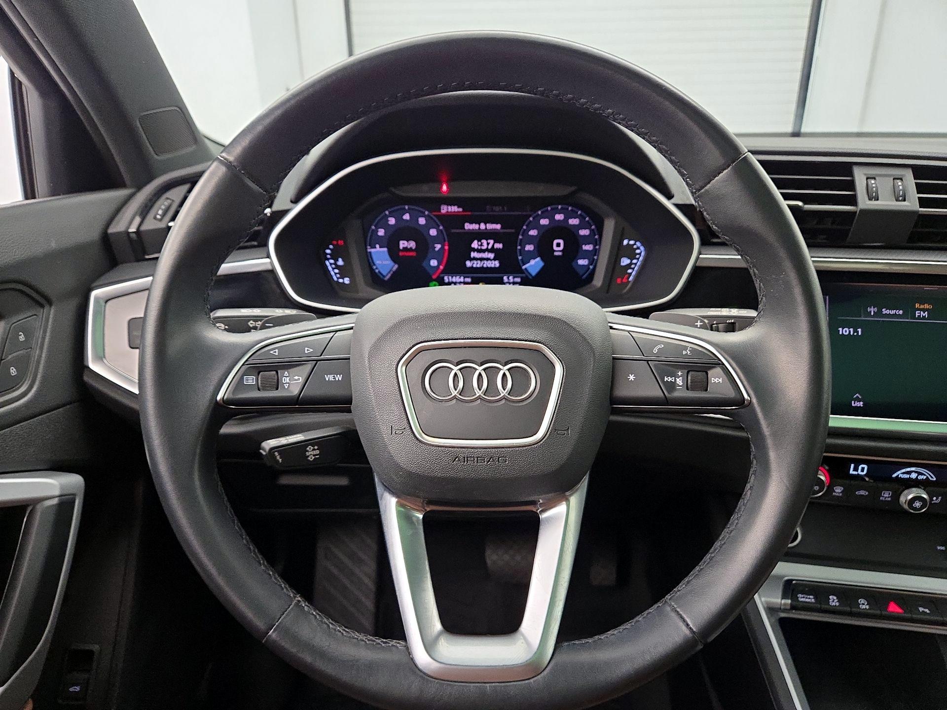 Thumbnail: 2021 Audi Q3 - 10