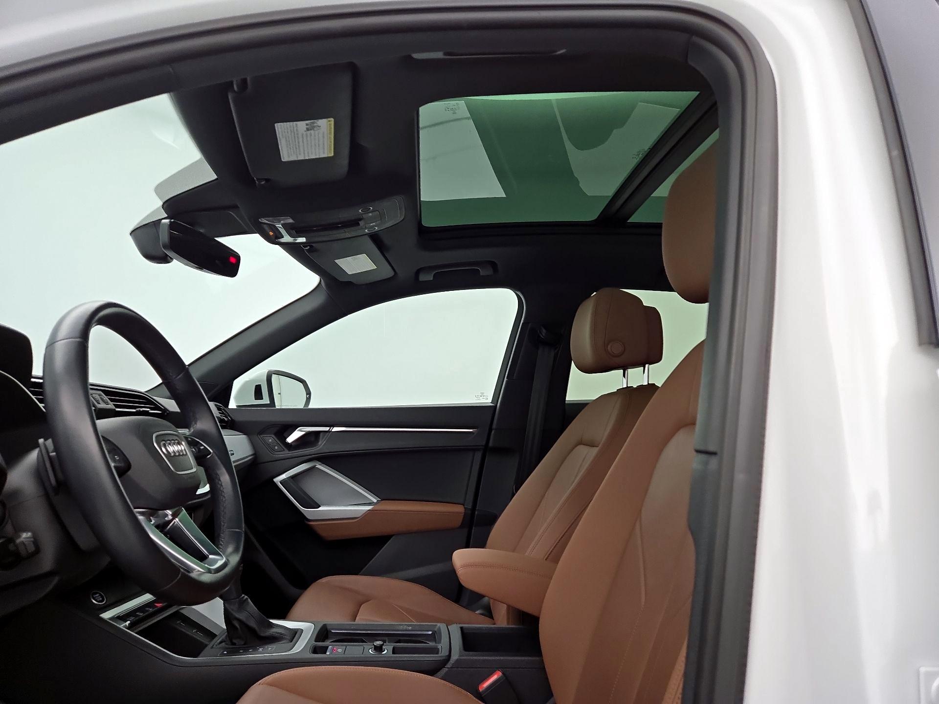 Thumbnail: 2021 Audi Q3 - 19
