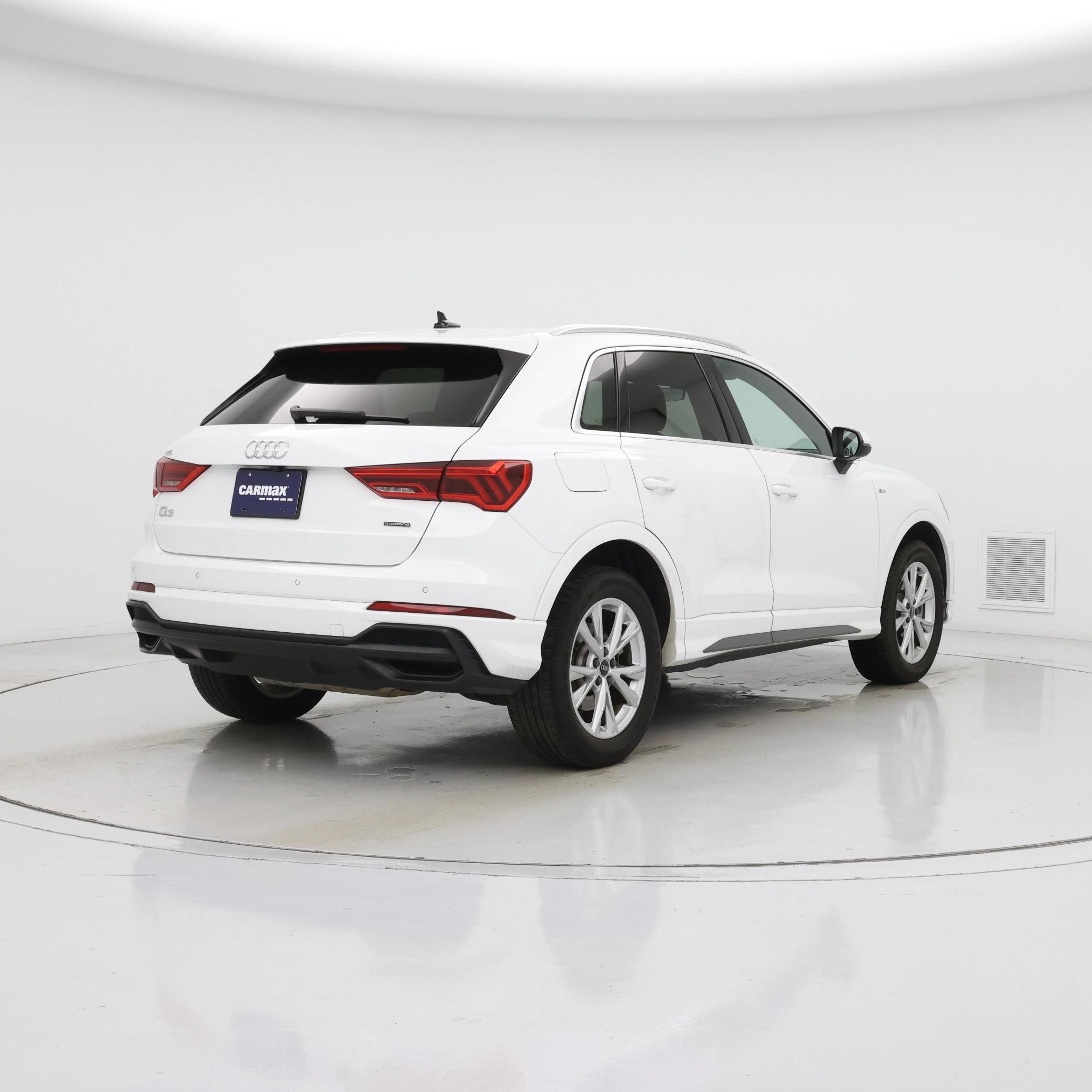Thumbnail: 2021 Audi Q3 - 8
