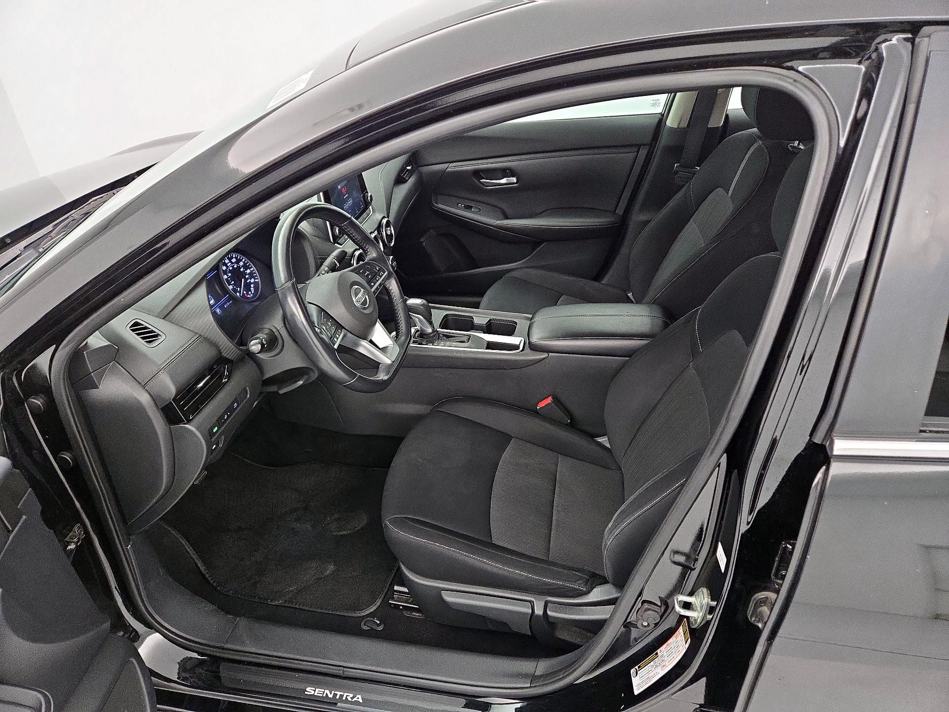 Thumbnail: 2021 Nissan Sentra - 11