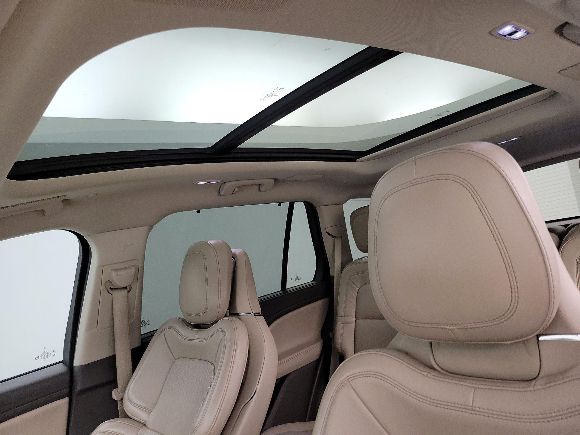 Thumbnail: 2021 Lincoln Aviator - 20