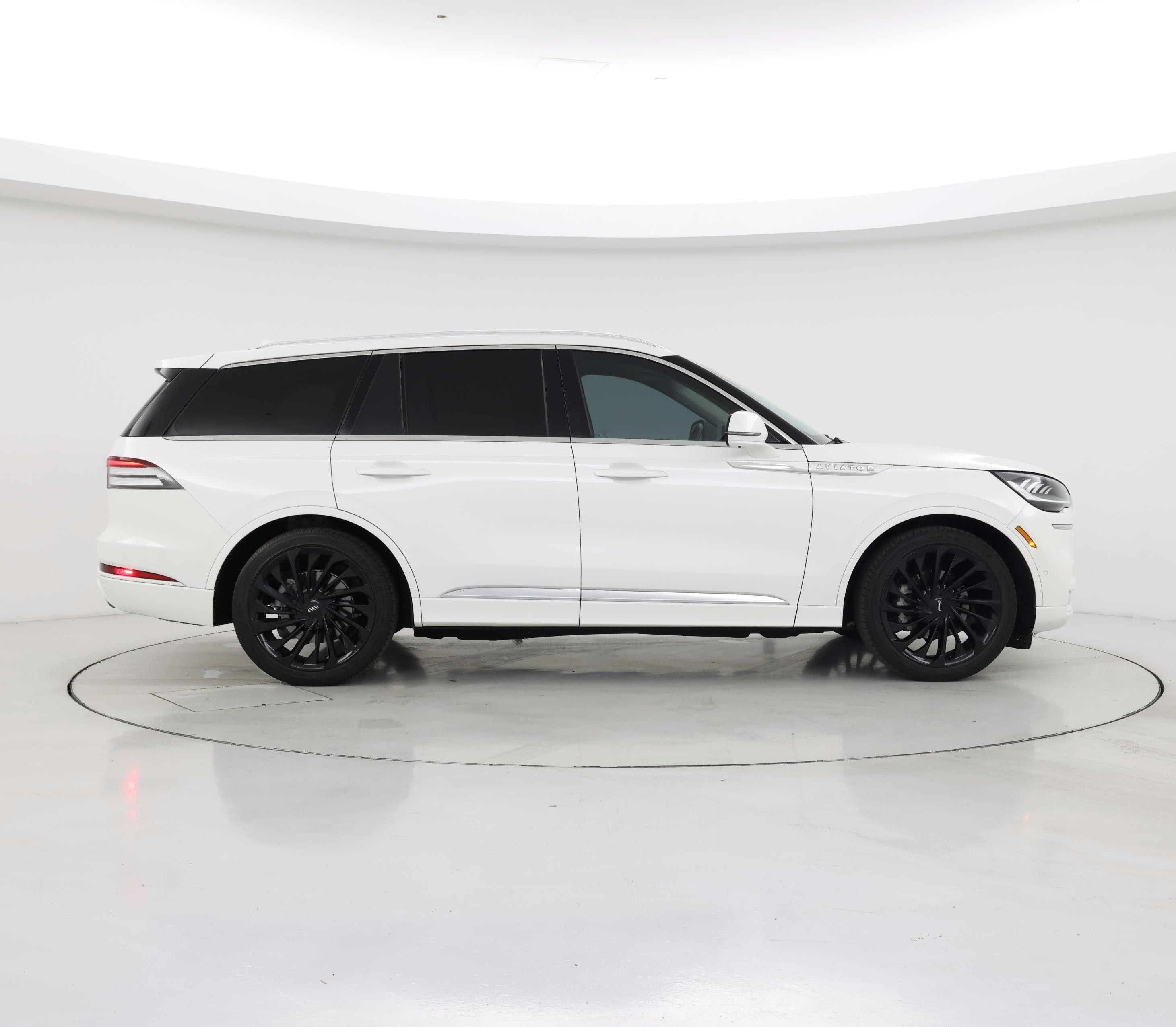 Thumbnail: 2021 Lincoln Aviator - 7