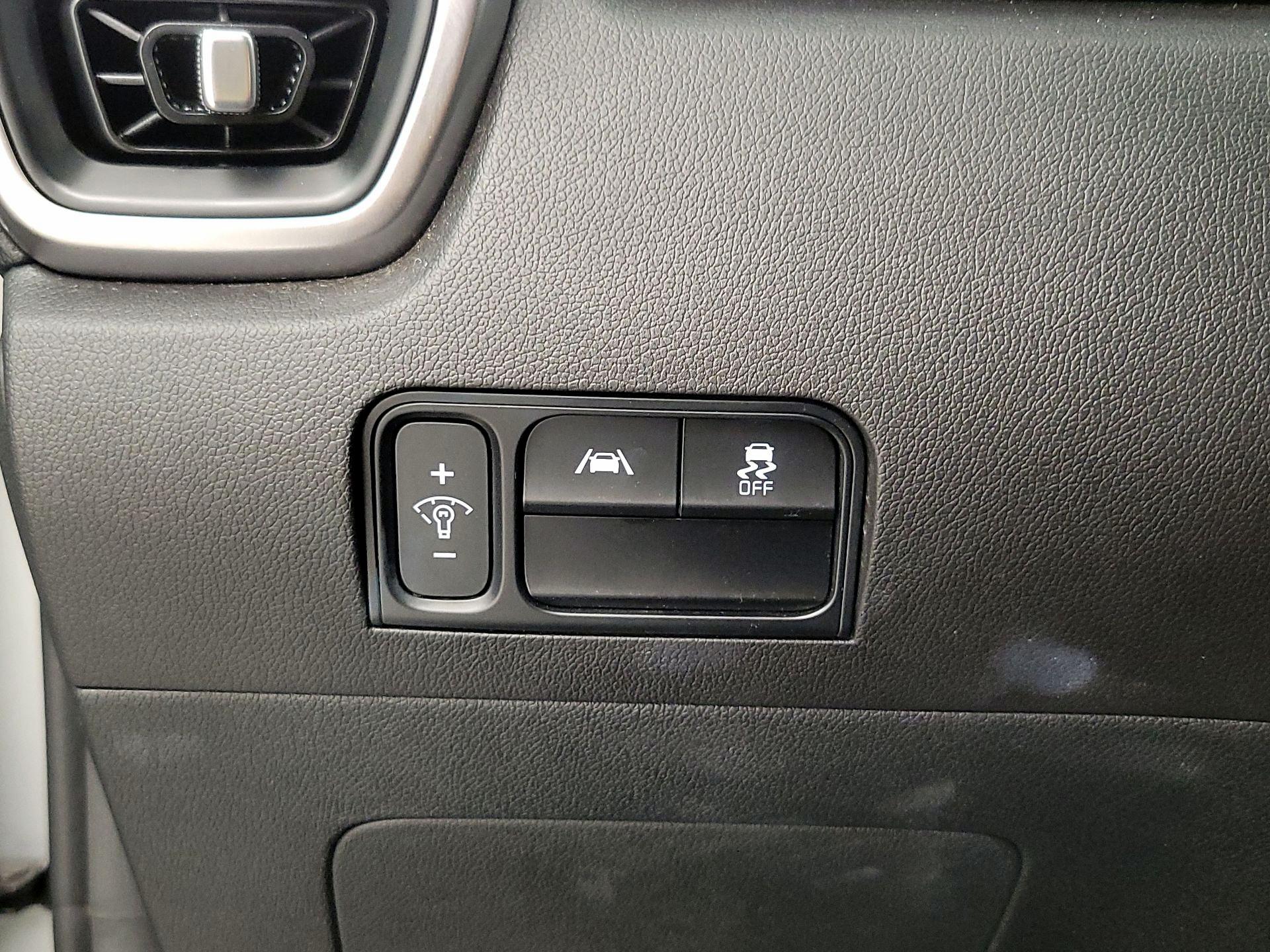 Thumbnail: 2022 Kia Sorento - 13