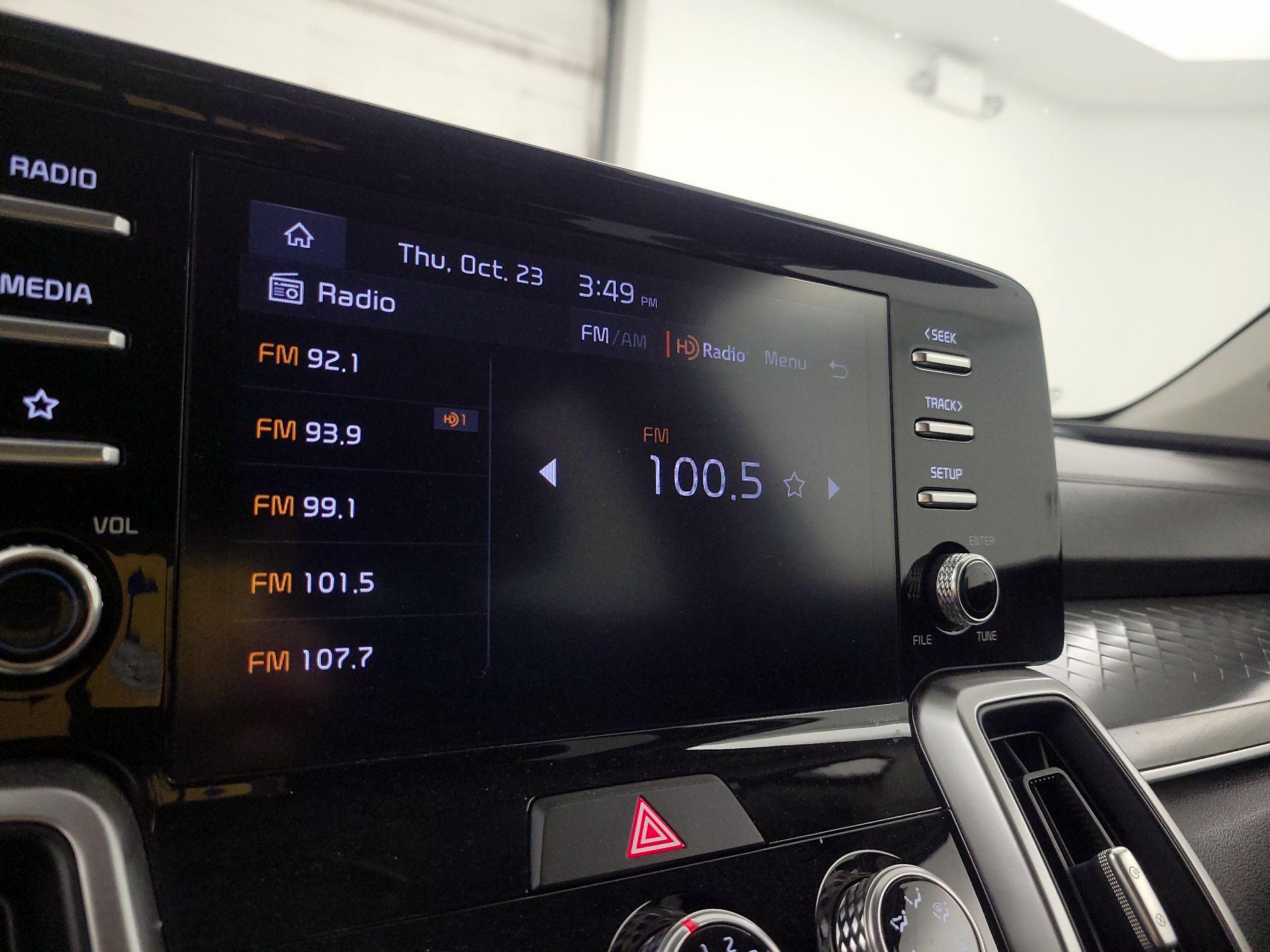 Thumbnail: 2022 Kia Sorento - 15