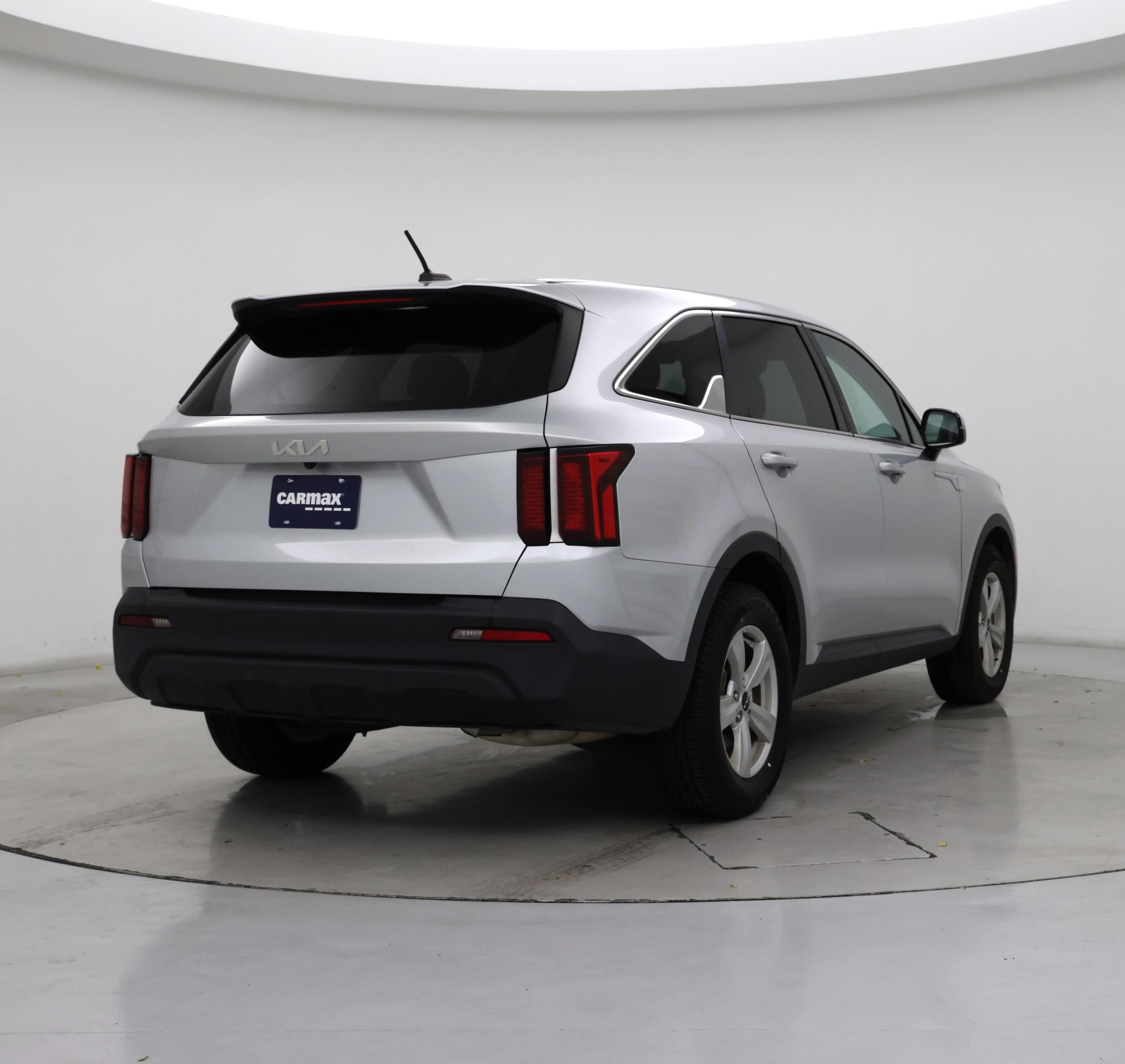 Thumbnail: 2022 Kia Sorento - 8