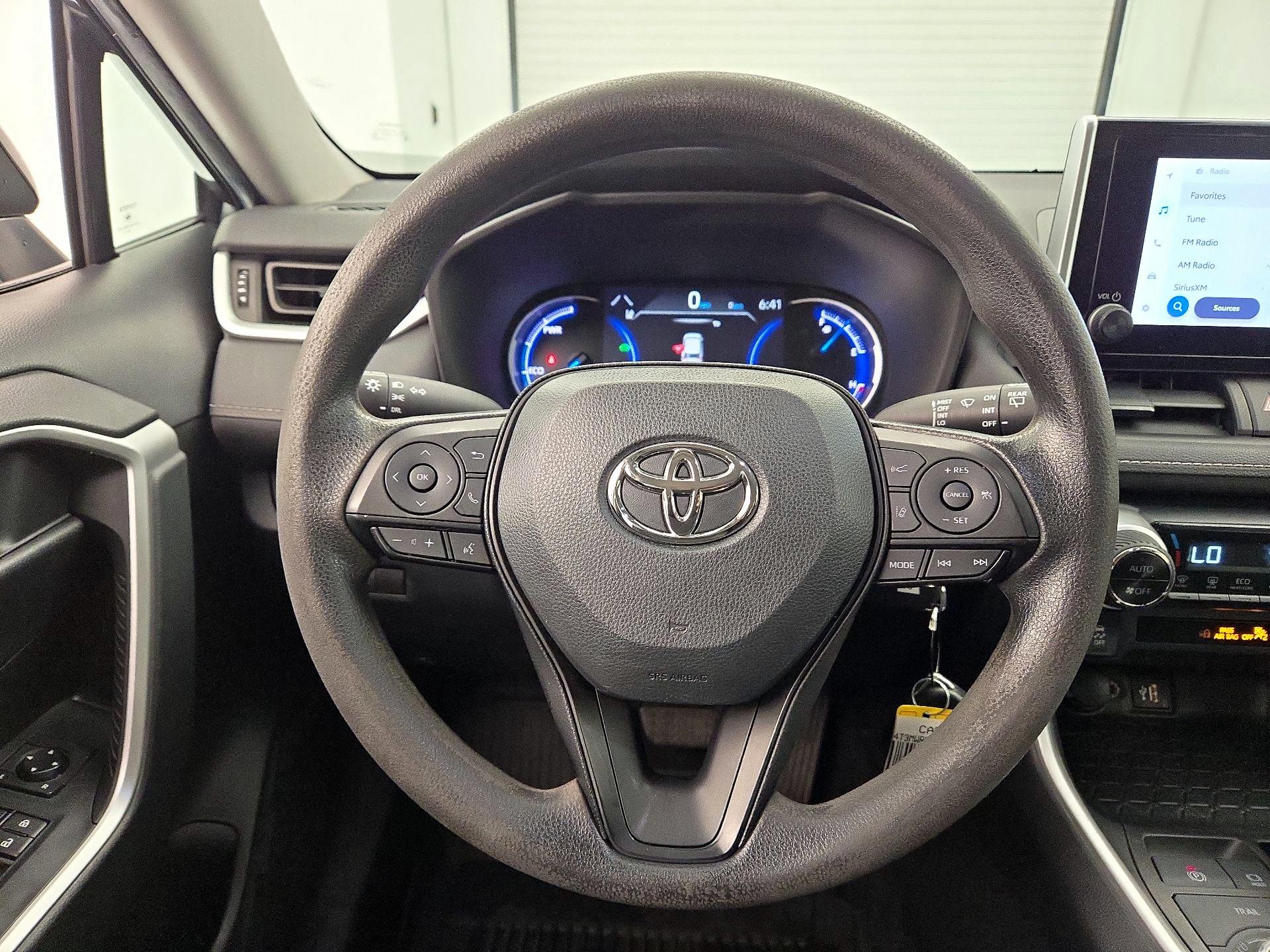Thumbnail: 2023 Toyota RAV4 - 10