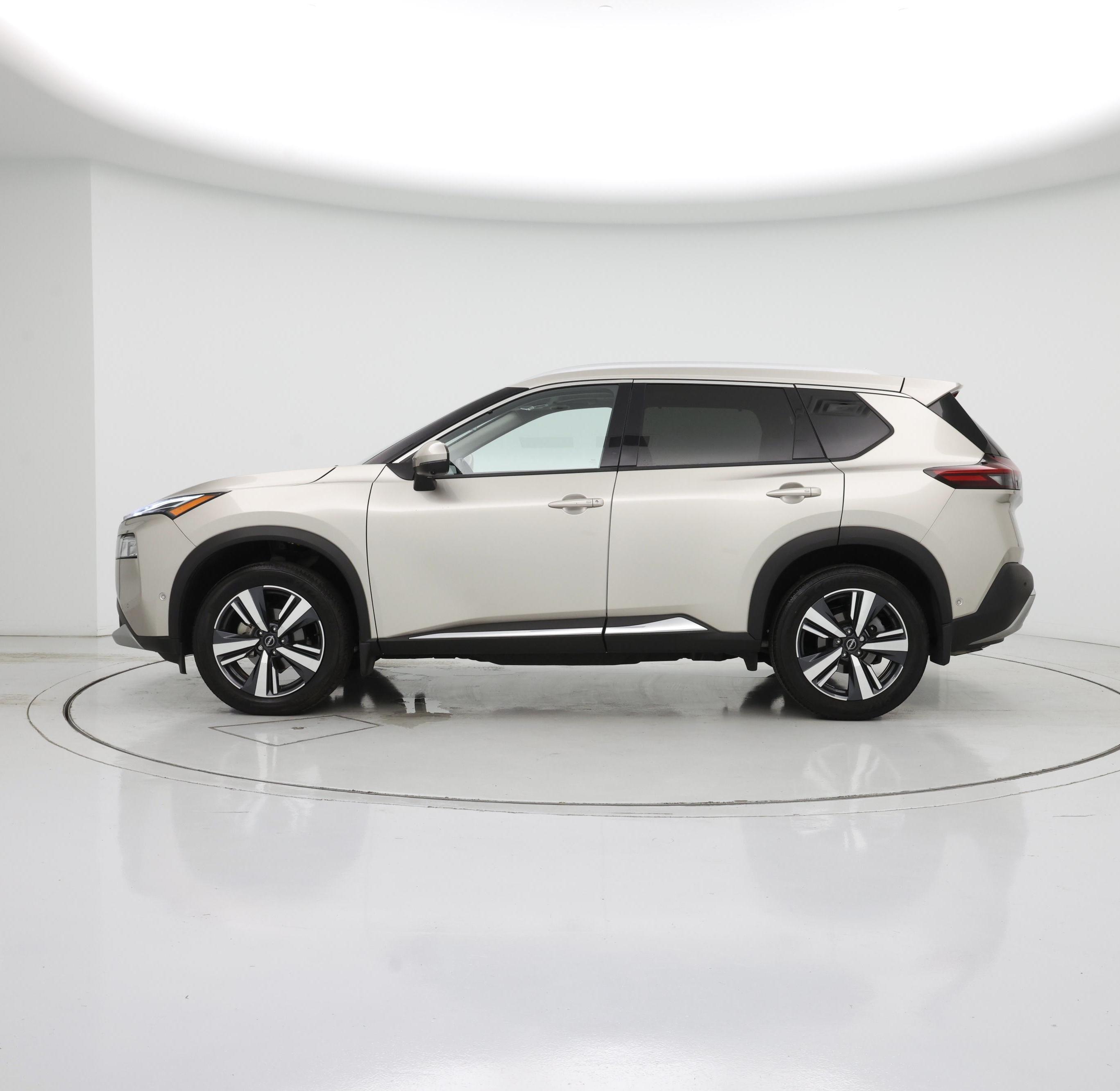Thumbnail: 2022 Nissan Rogue - 3