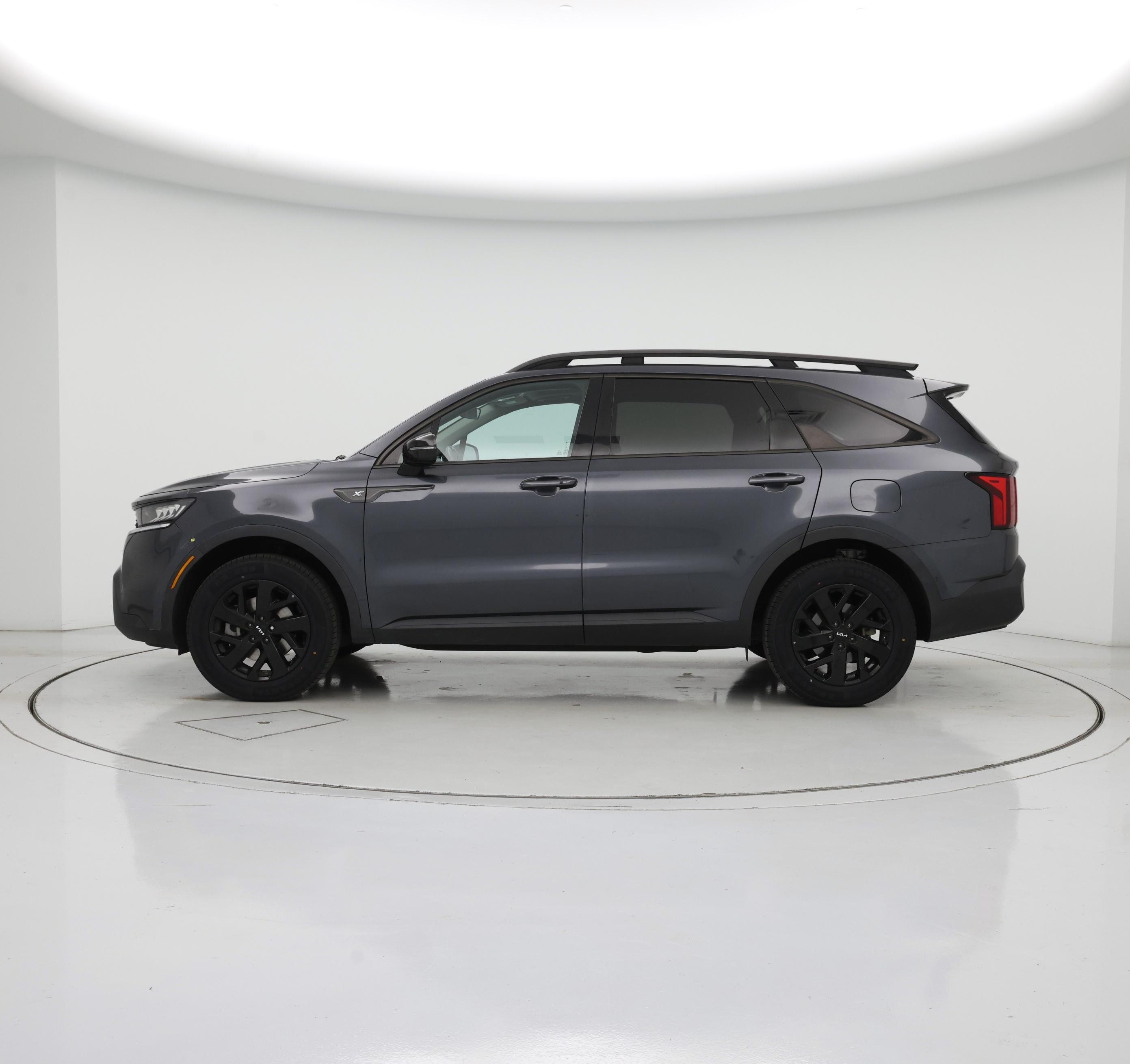 Thumbnail: 2023 Kia Sorento - 3