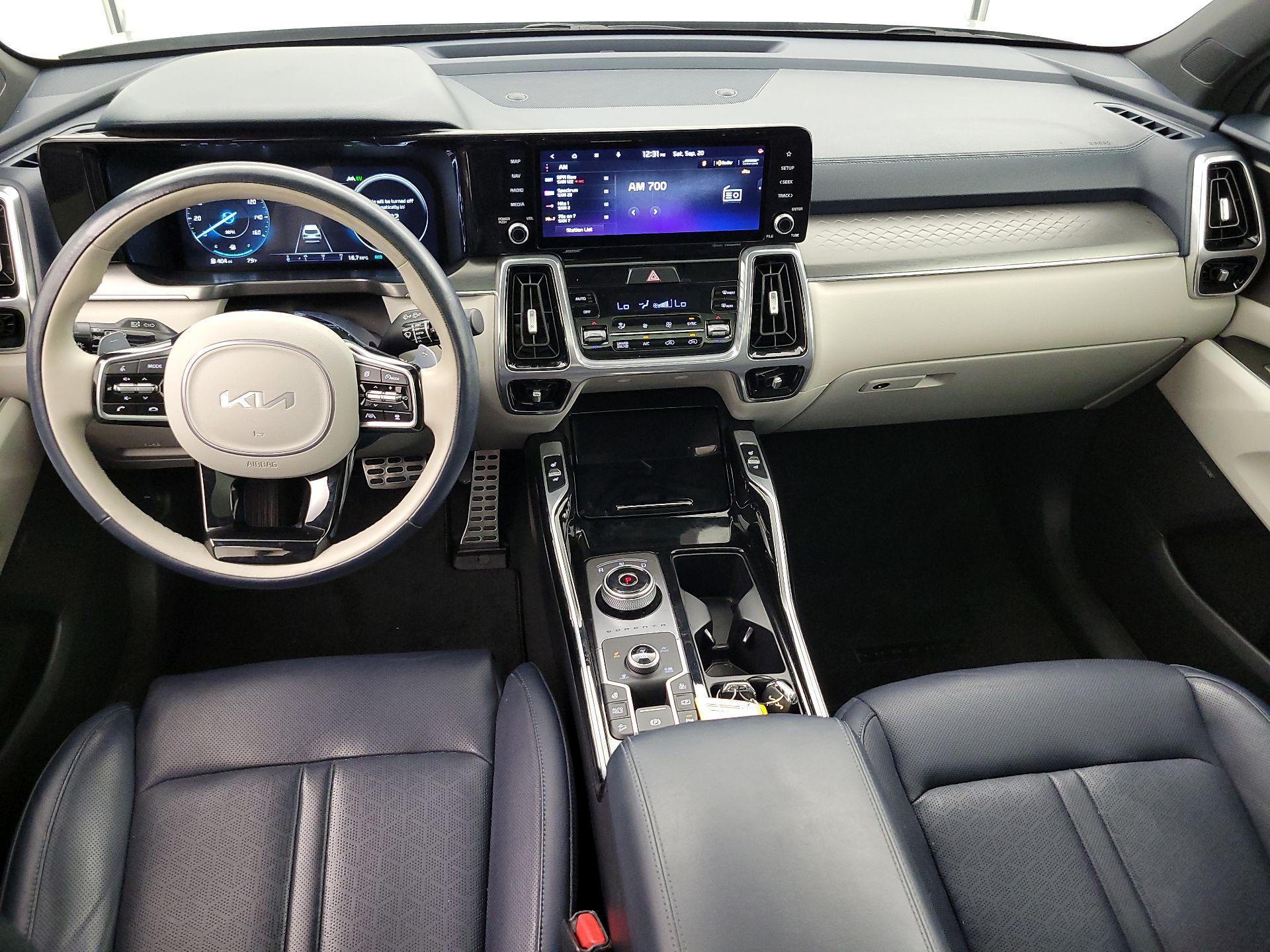 Thumbnail: 2023 Kia Sorento - 9