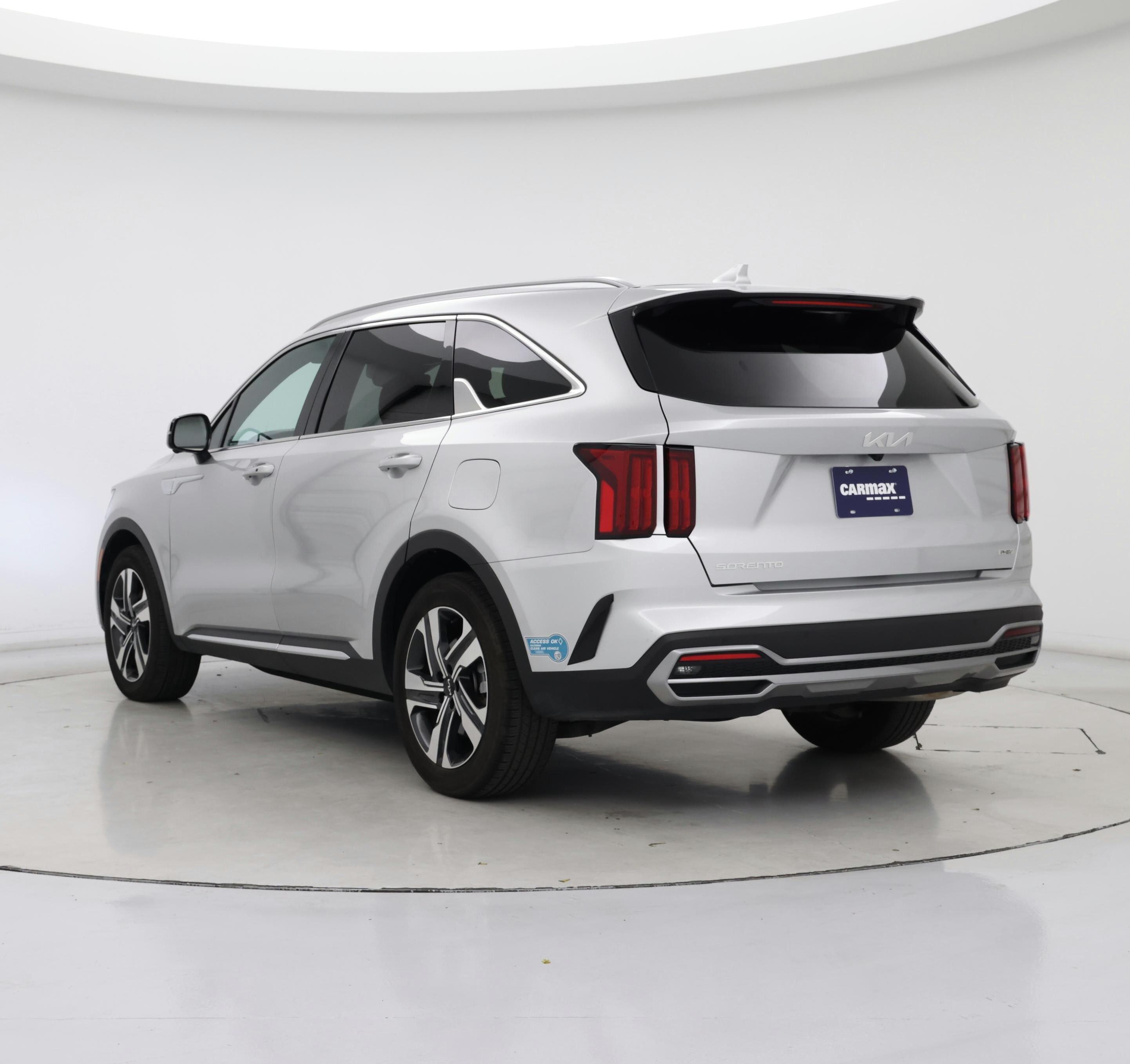 Thumbnail: 2023 Kia Sorento - 2