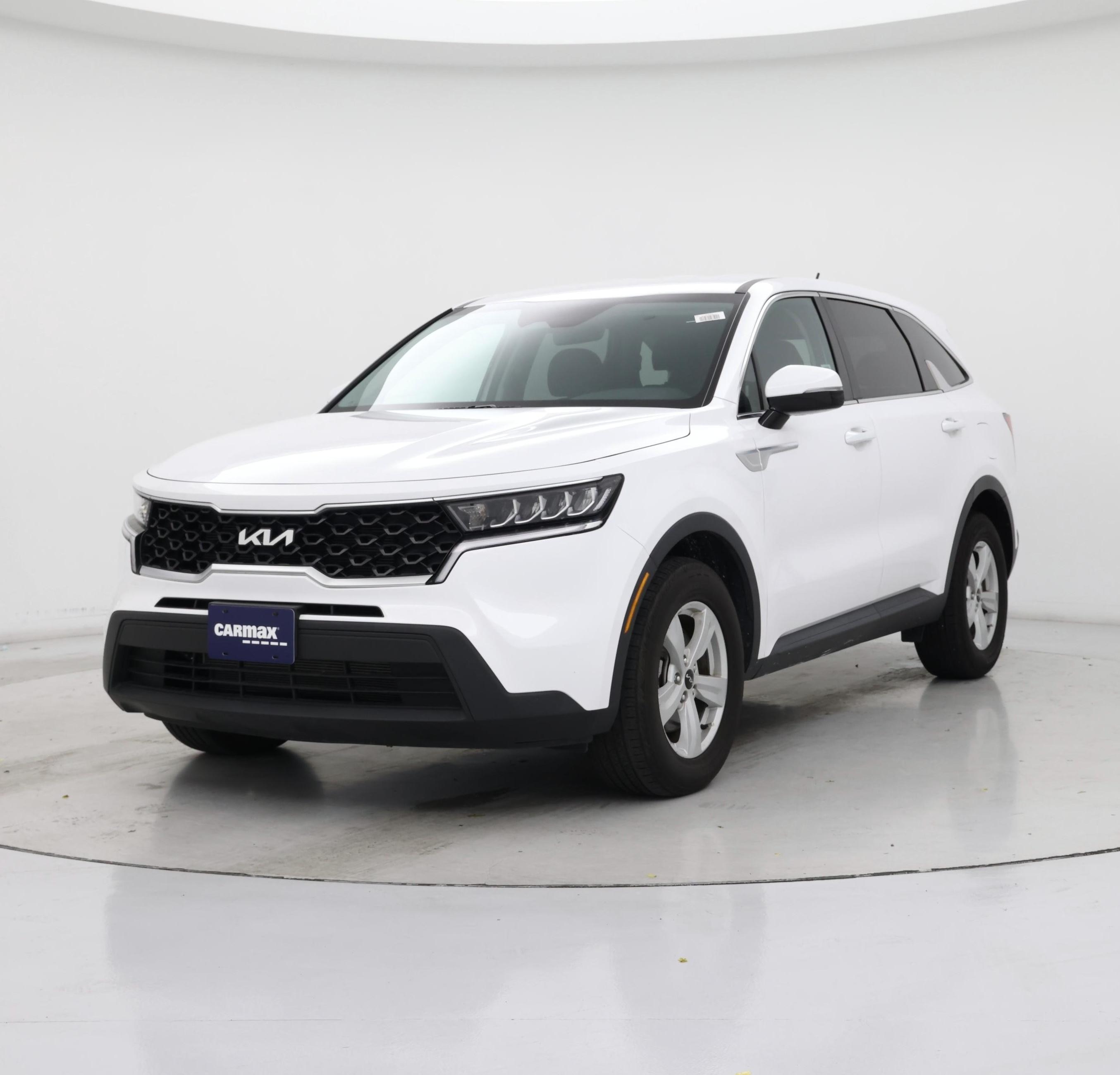 Thumbnail: 2023 Kia Sorento - 4