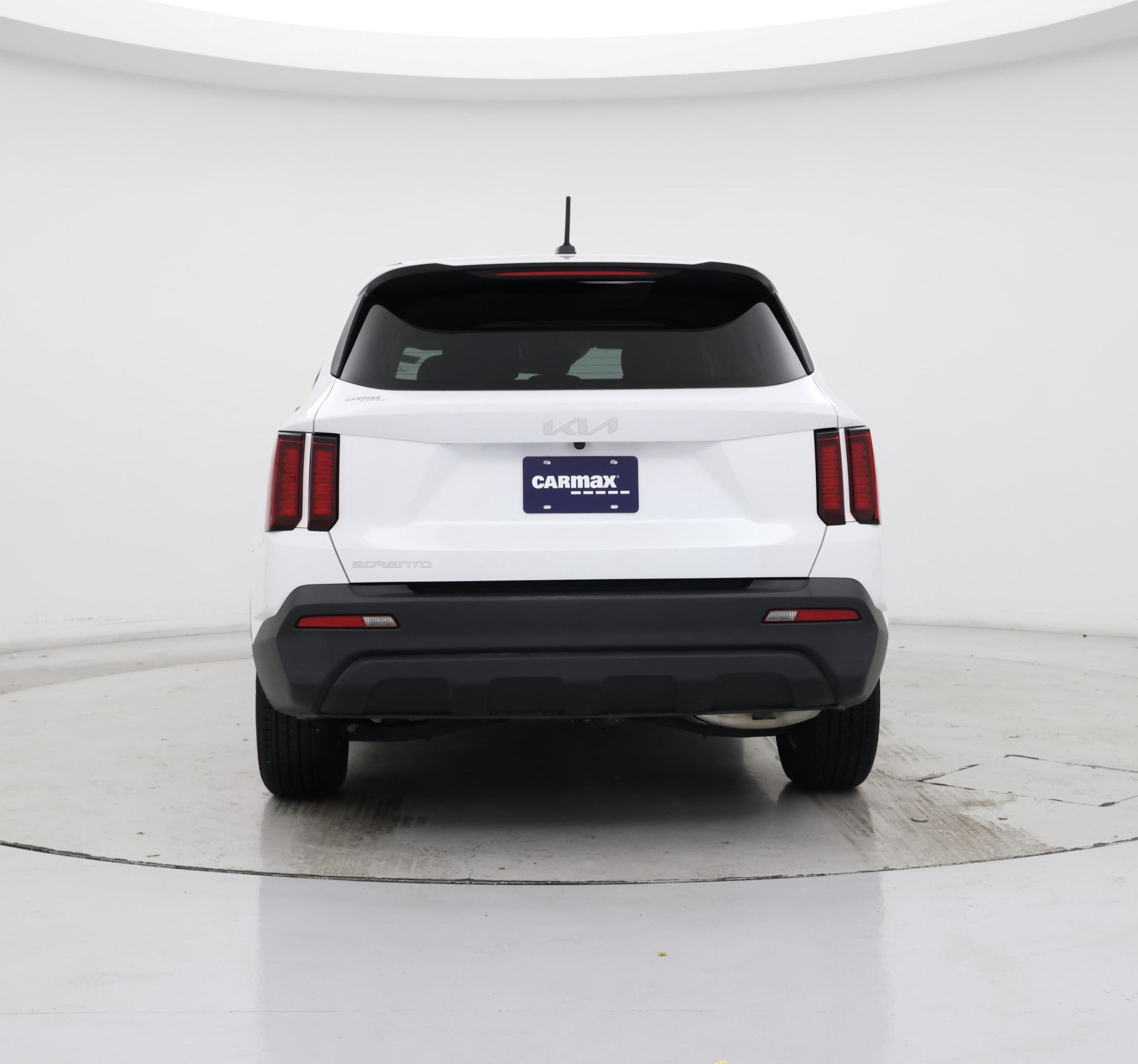 Thumbnail: 2023 Kia Sorento - 6