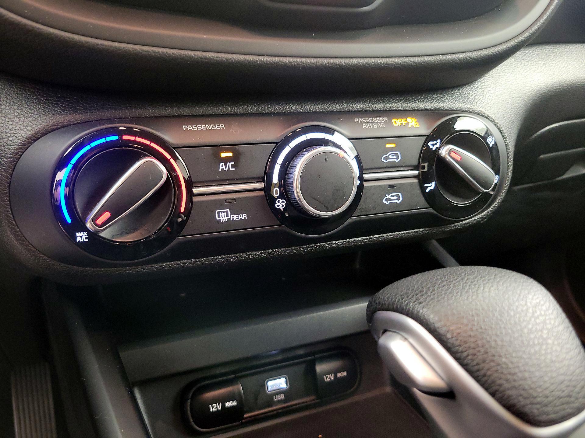 Thumbnail: 2023 Kia Soul - 16