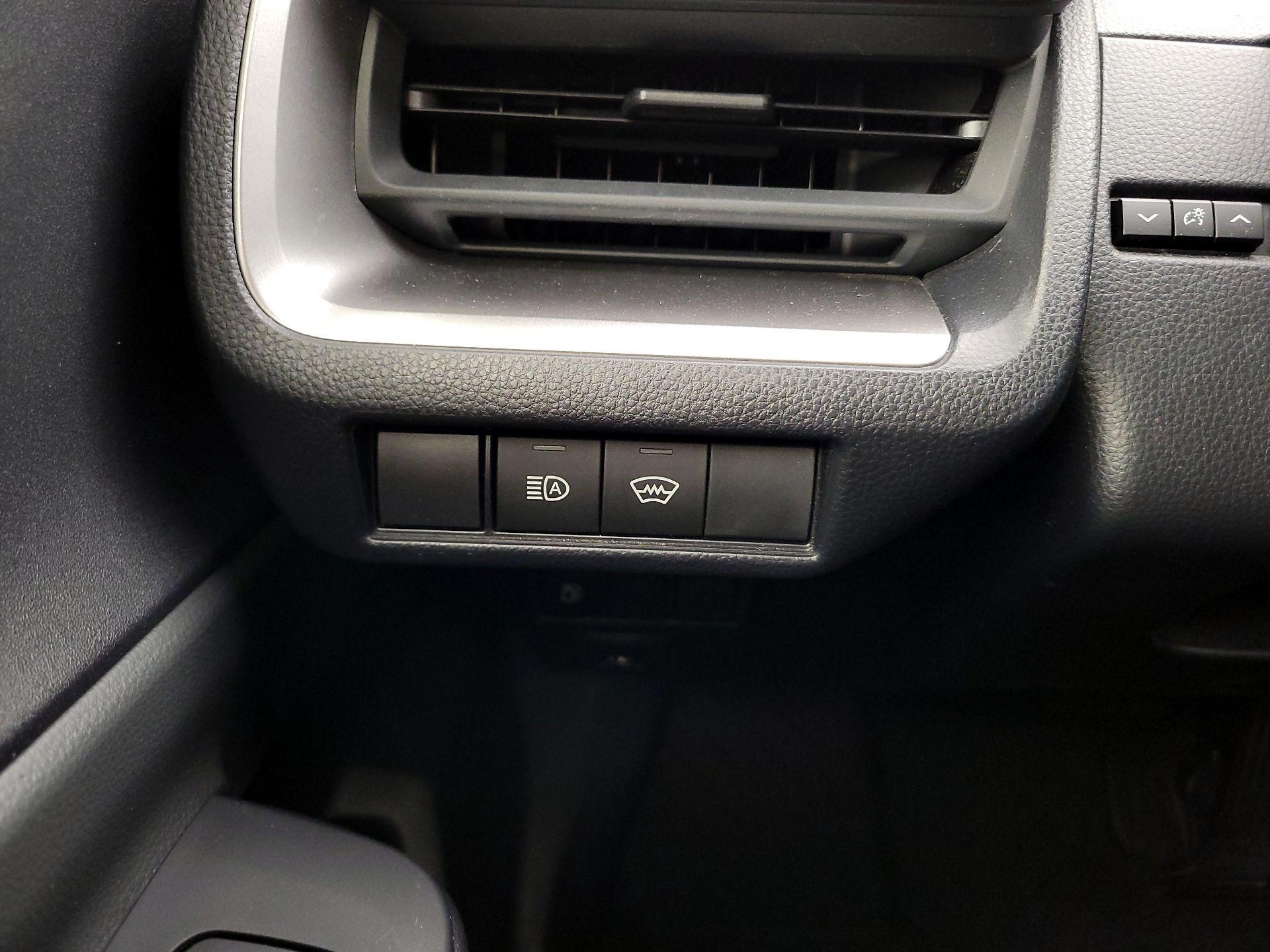 Thumbnail: 2023 Toyota Prius - 13