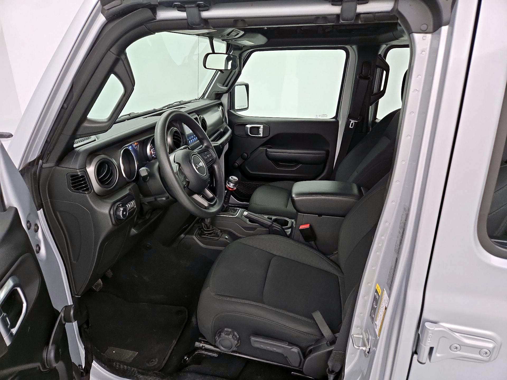 Thumbnail: 2022 Jeep Wrangler - 11