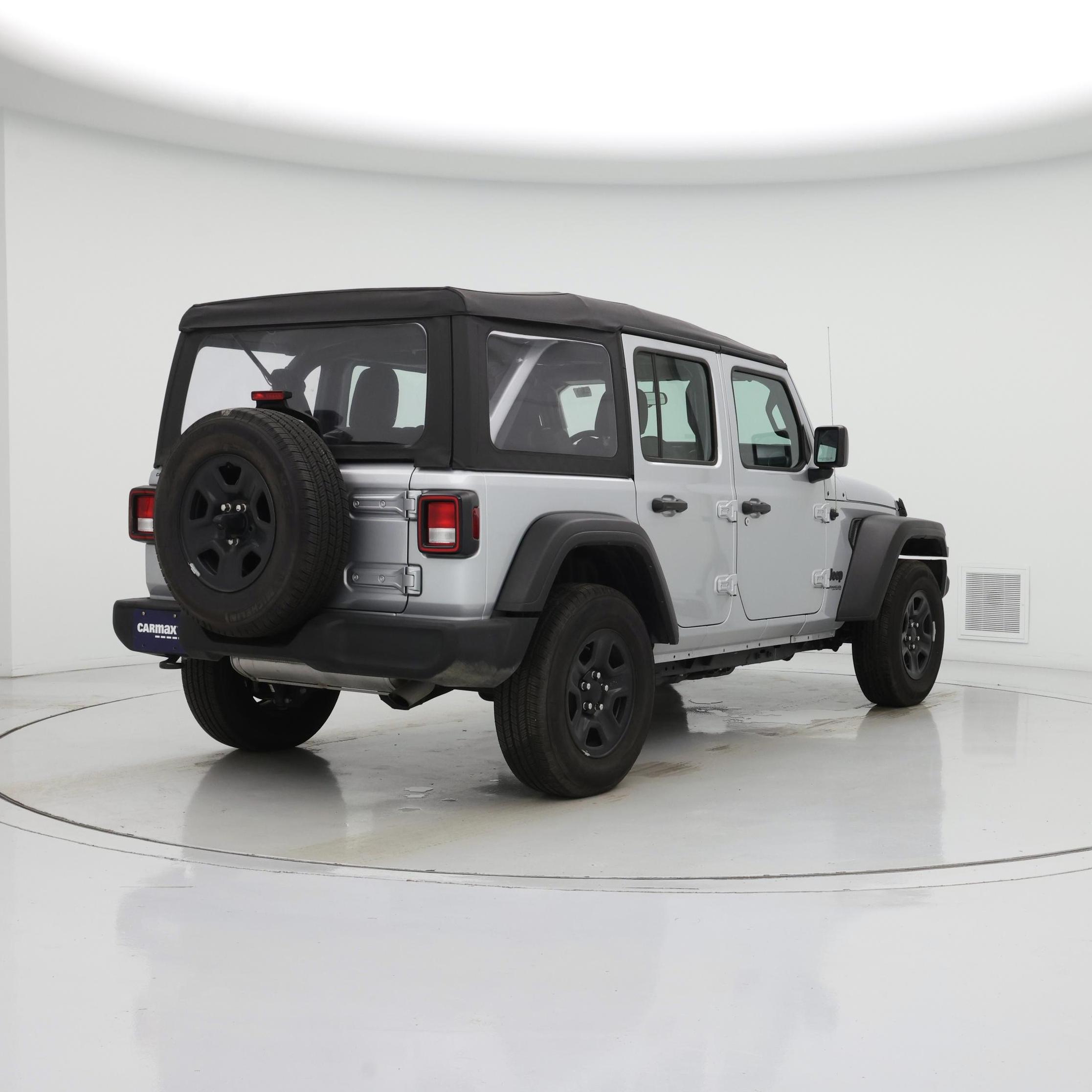 Thumbnail: 2022 Jeep Wrangler - 8