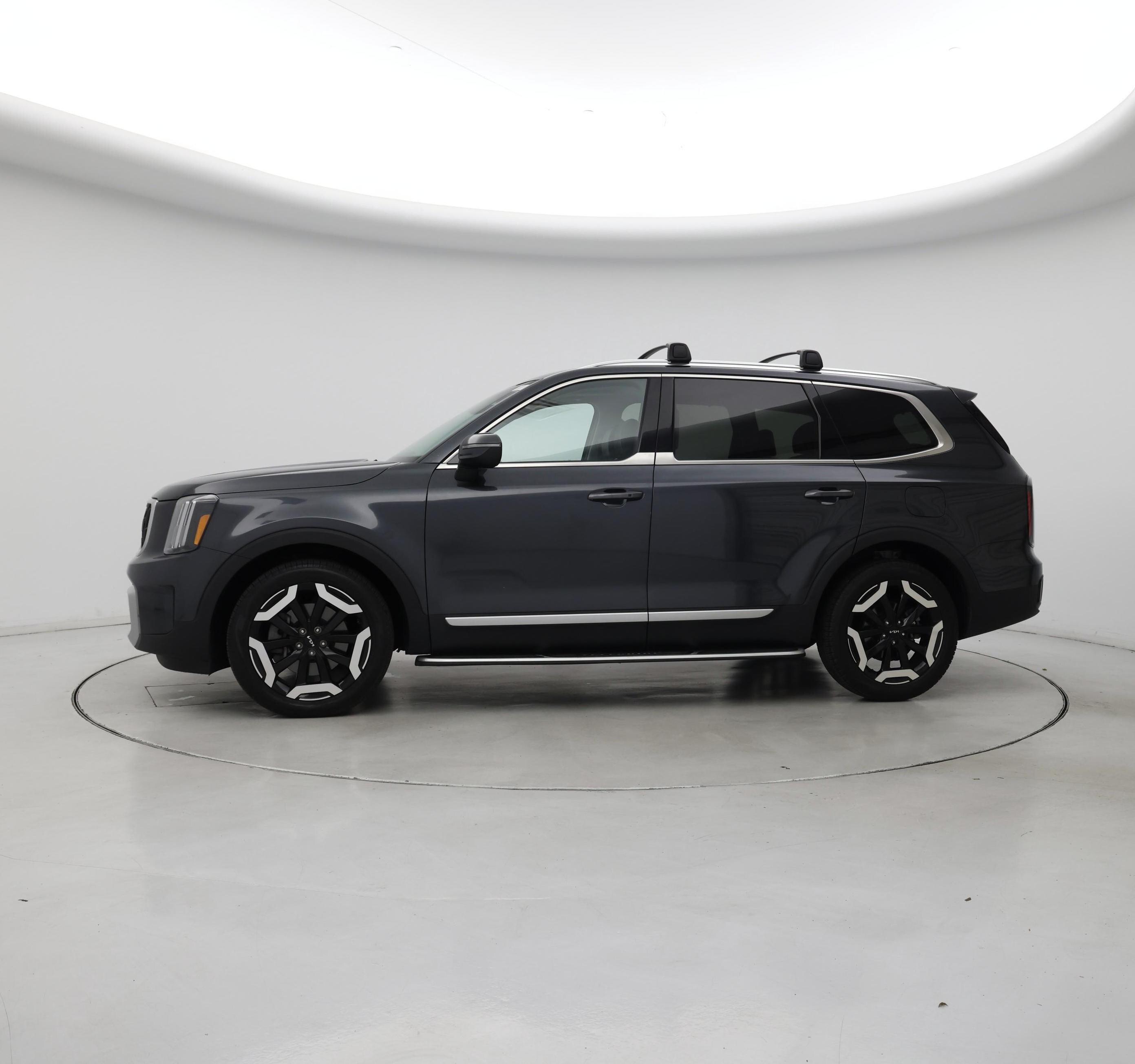 Thumbnail: 2023 Kia Telluride - 3