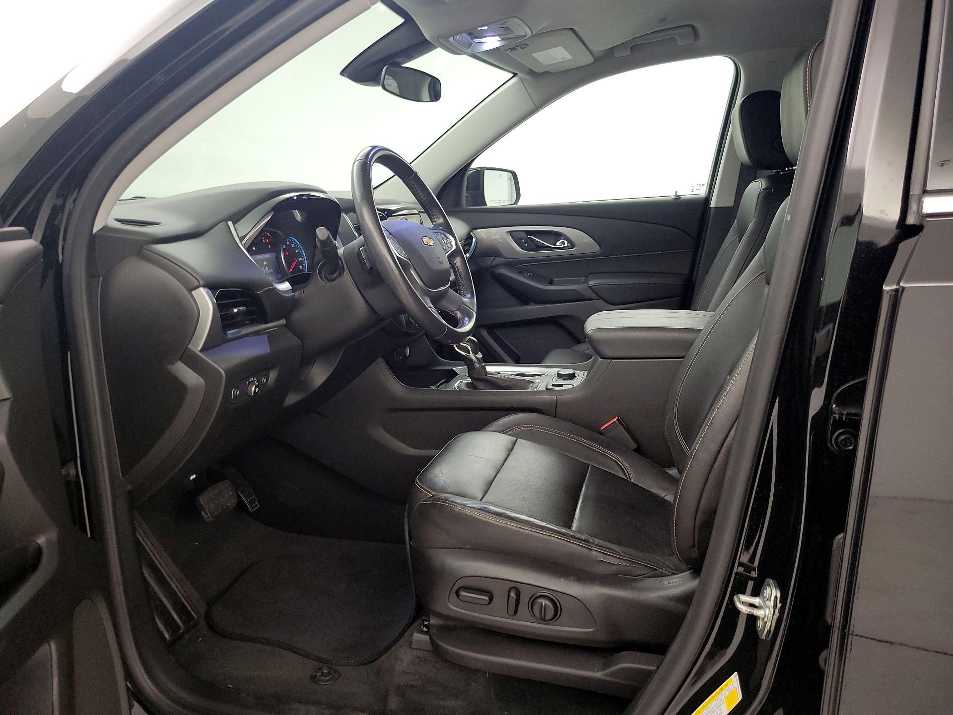 Thumbnail: 2021 Chevrolet Traverse - 11