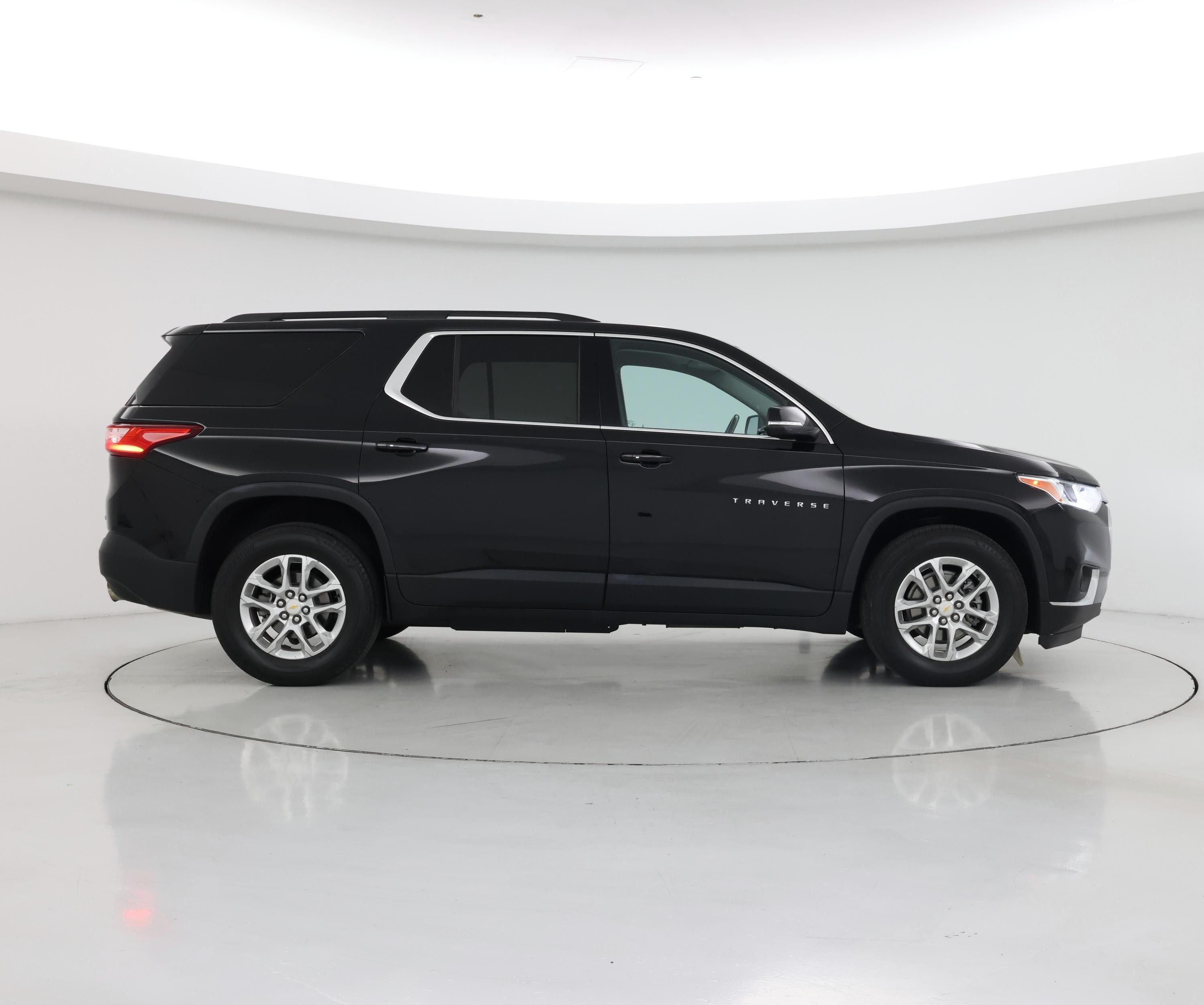 Thumbnail: 2021 Chevrolet Traverse - 7