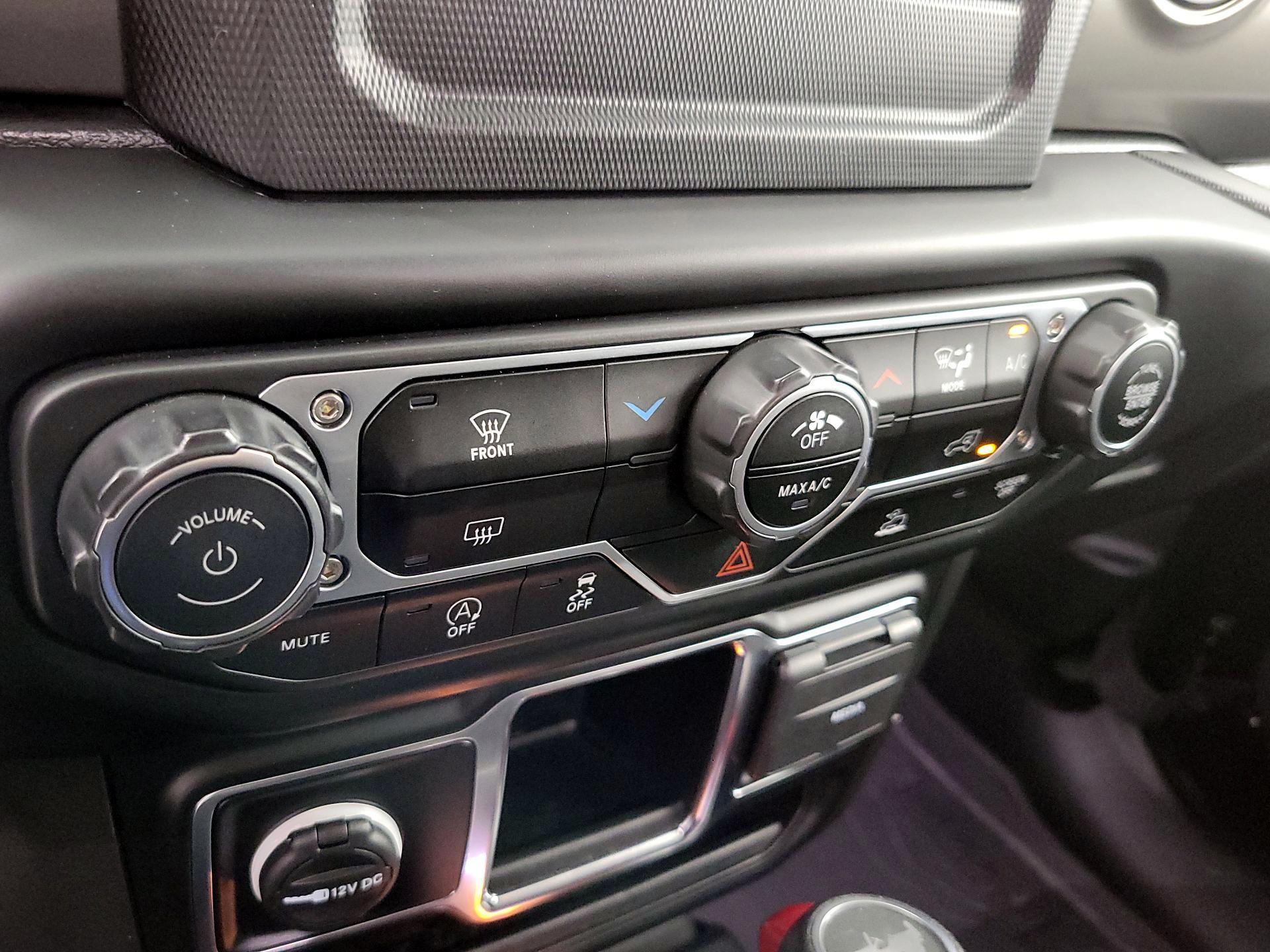 Thumbnail: 2023 Jeep Wrangler - 16