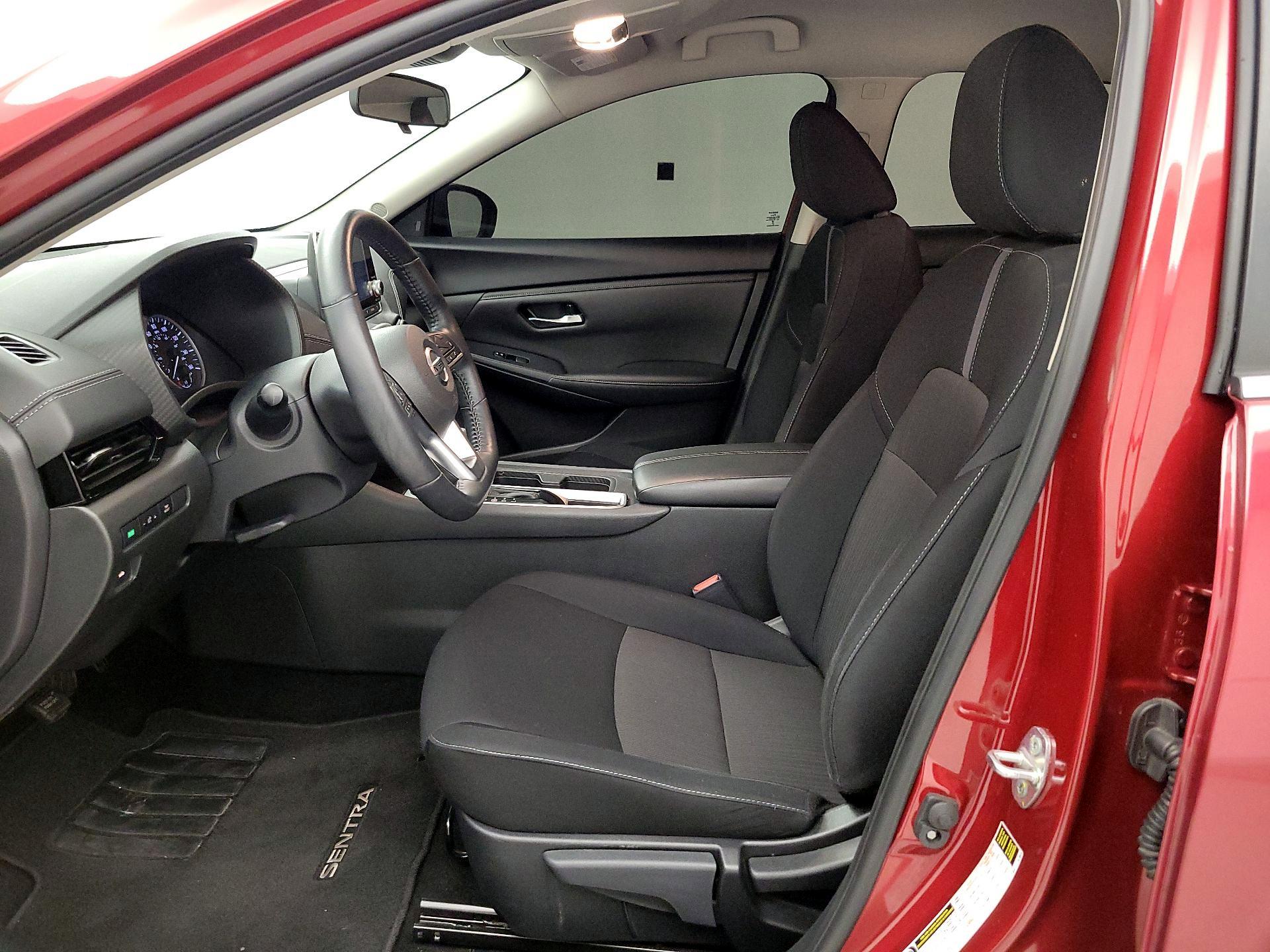 Thumbnail: 2023 Nissan Sentra - 11