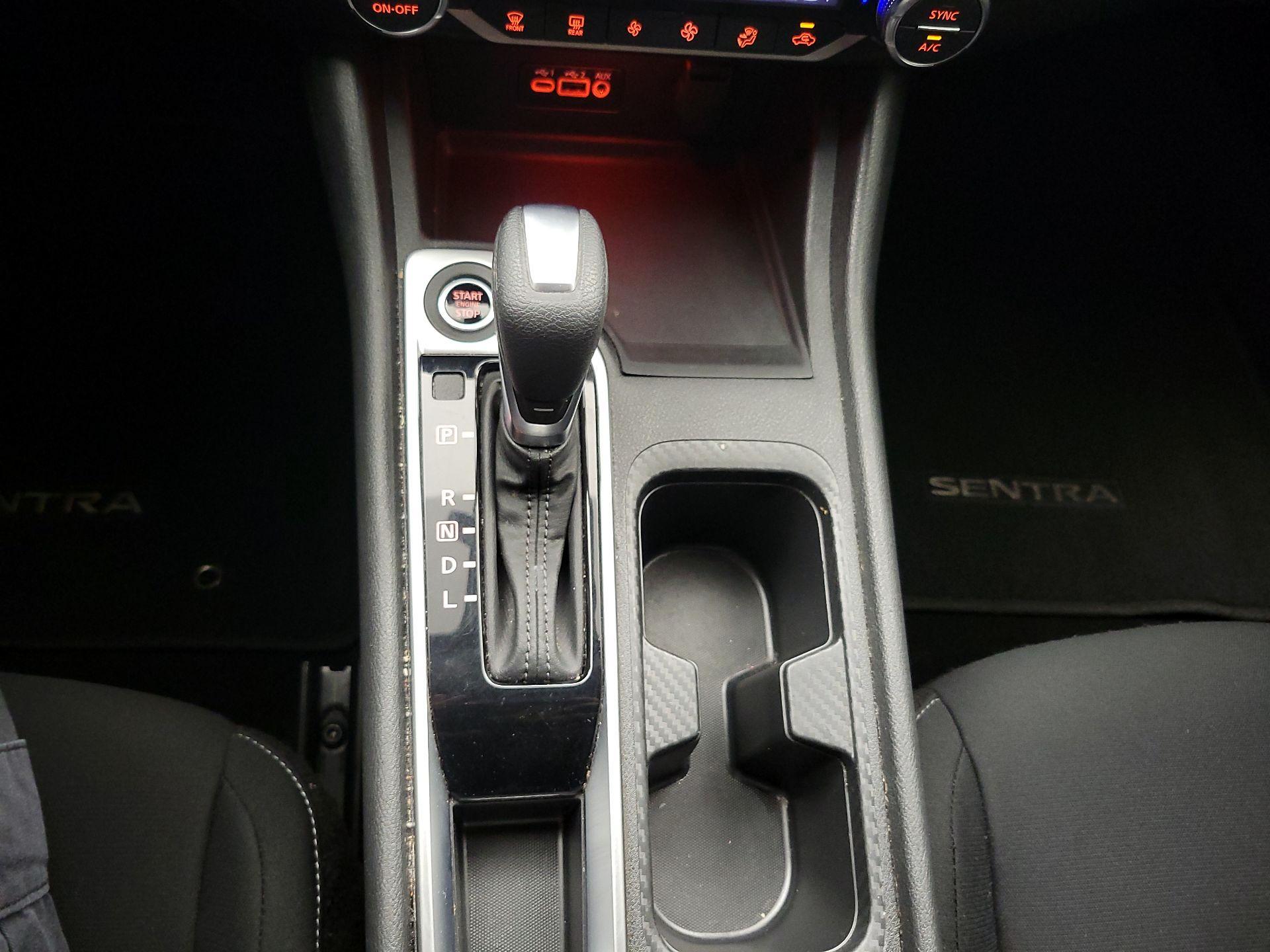 Thumbnail: 2023 Nissan Sentra - 17