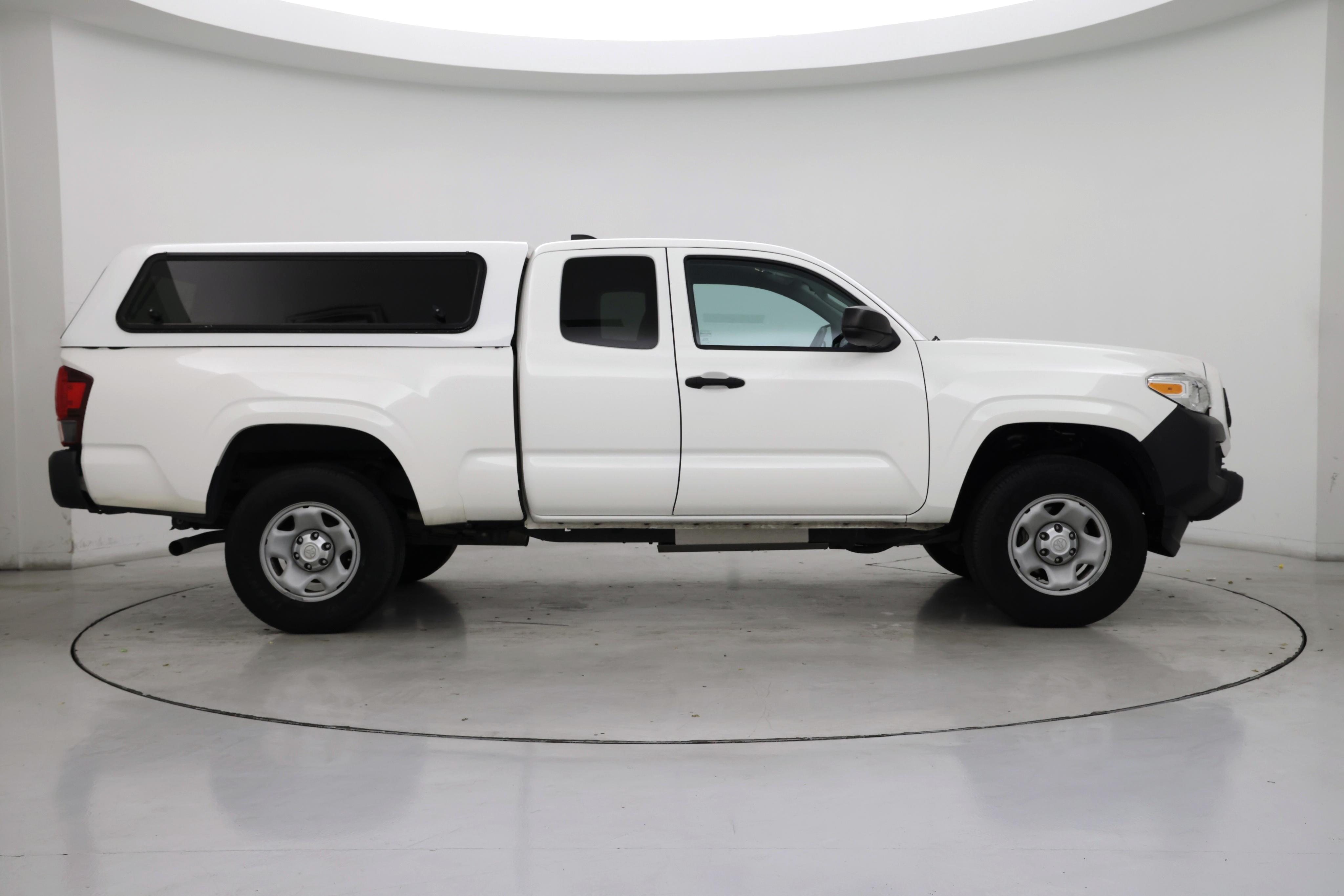 Thumbnail: 2021 Toyota Tacoma - 7