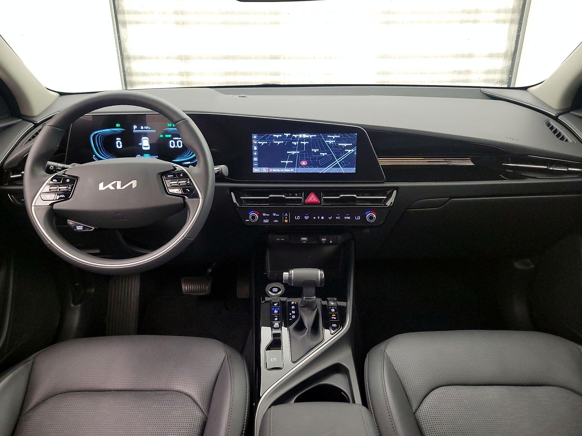 Thumbnail: 2023 Kia Niro - 9