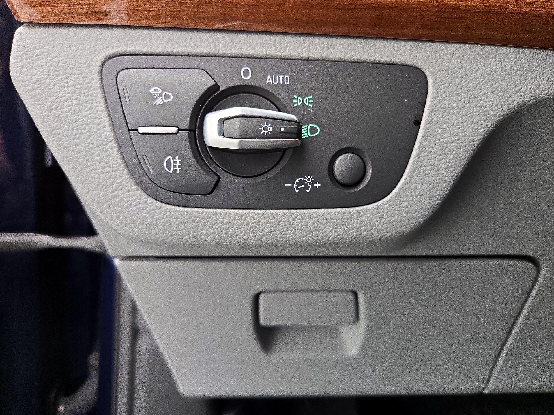 Thumbnail: 2022 Audi Q5 - 13