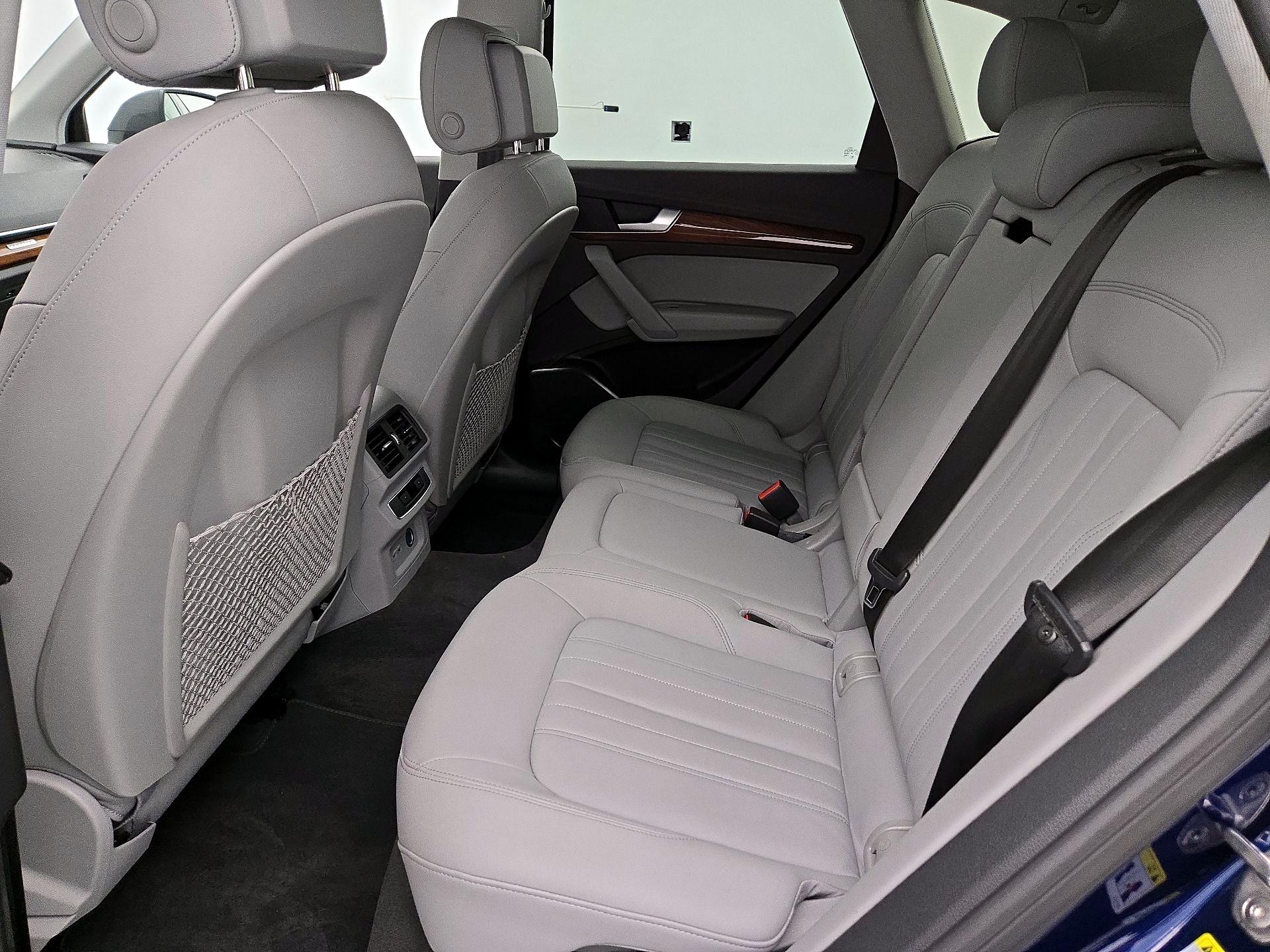 Thumbnail: 2022 Audi Q5 - 20