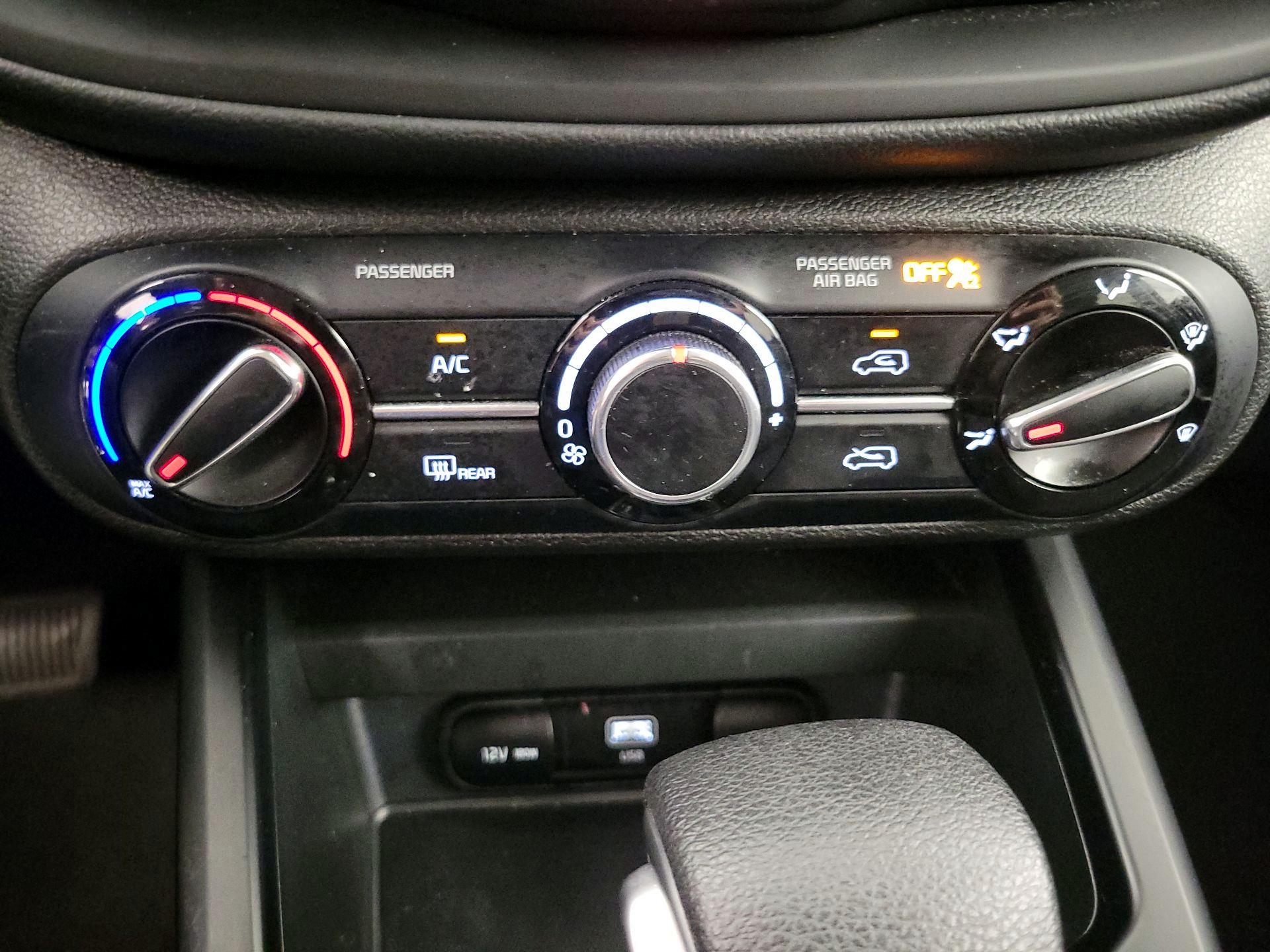 Thumbnail: 2023 Kia Soul - 16
