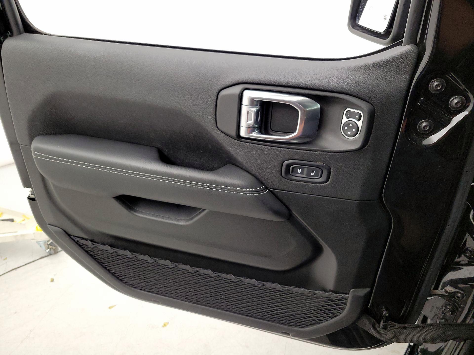 Thumbnail: 2023 Jeep Wrangler - 12