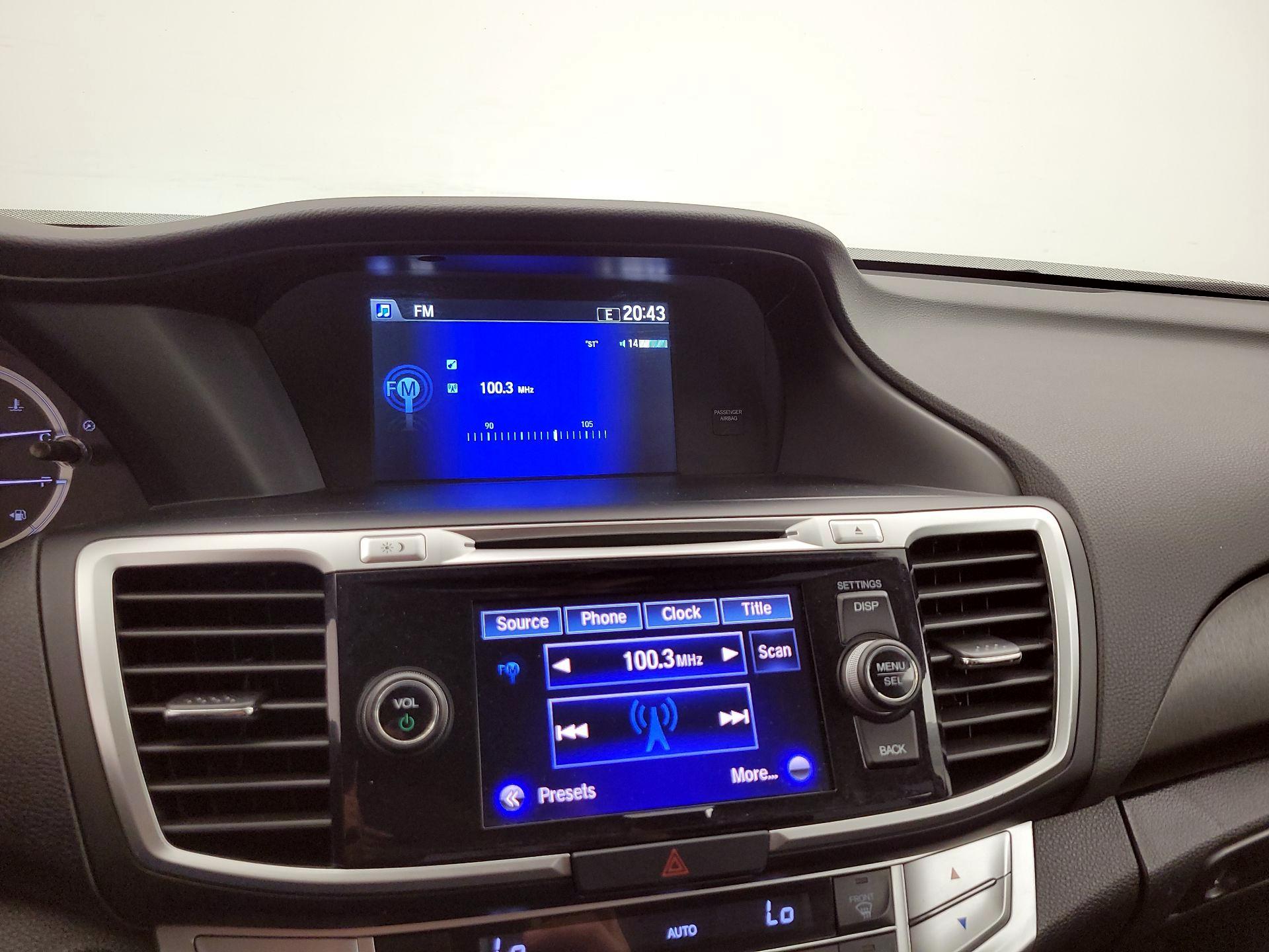 Thumbnail: 2015 Honda Accord - 15